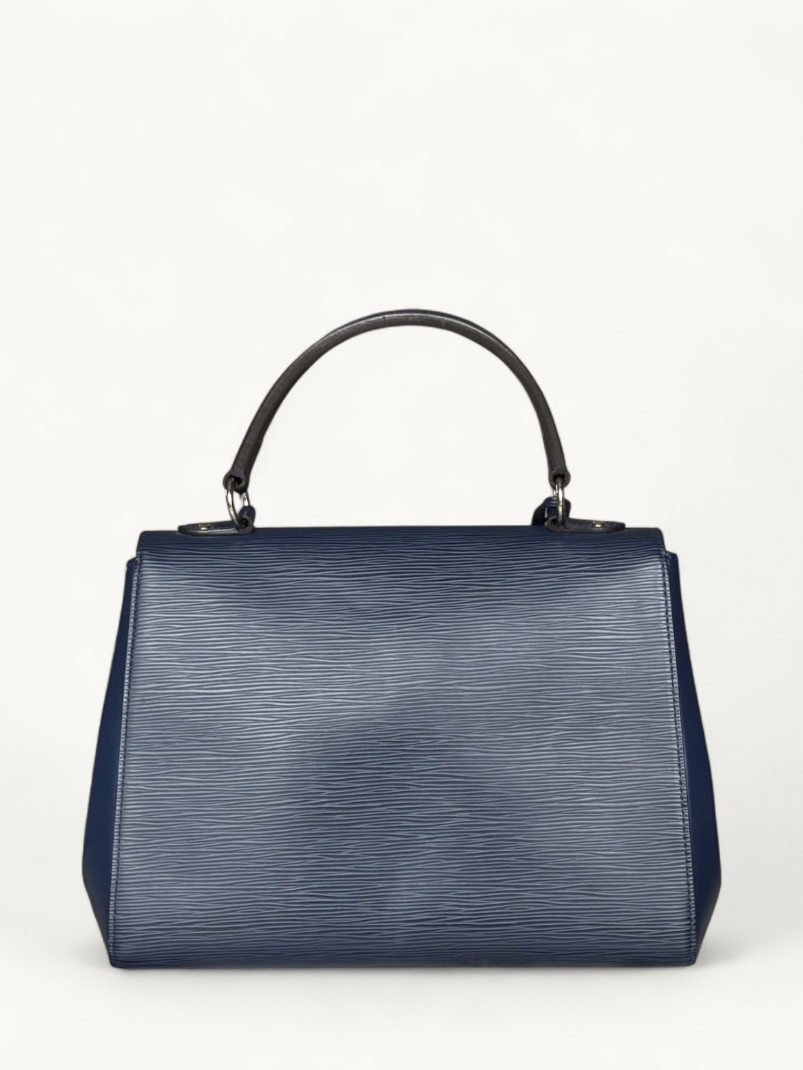 Louis Vuitton Cluny 2