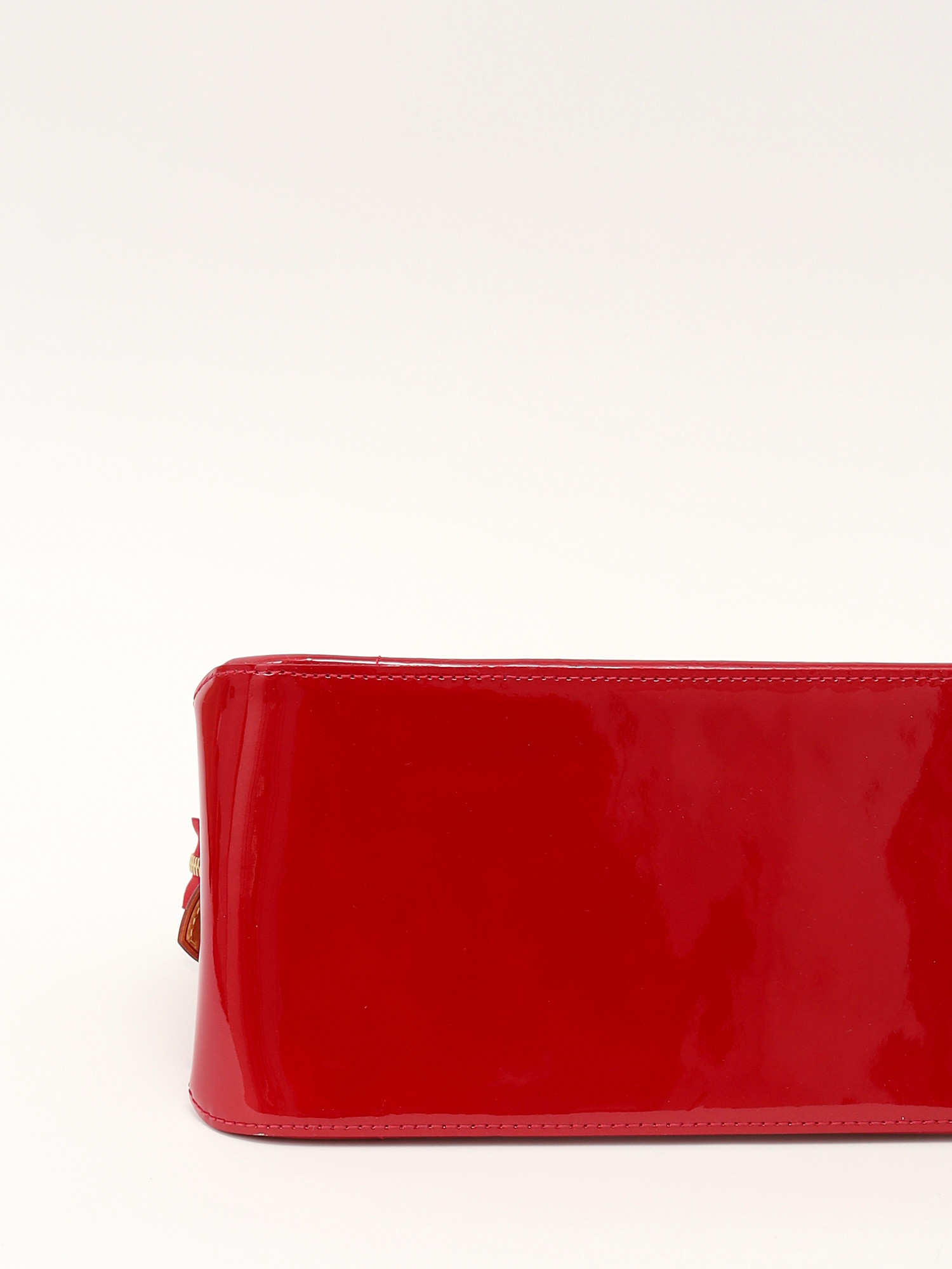 Louis Vuitton Rosewood Avenue 6