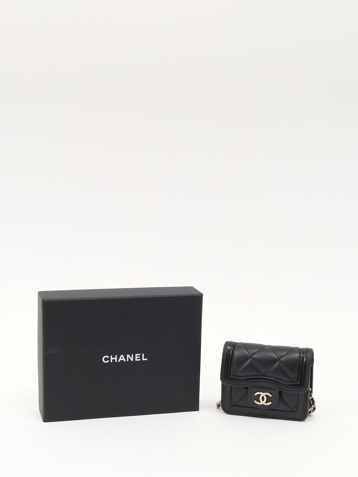 Chanel Leather Bag 4