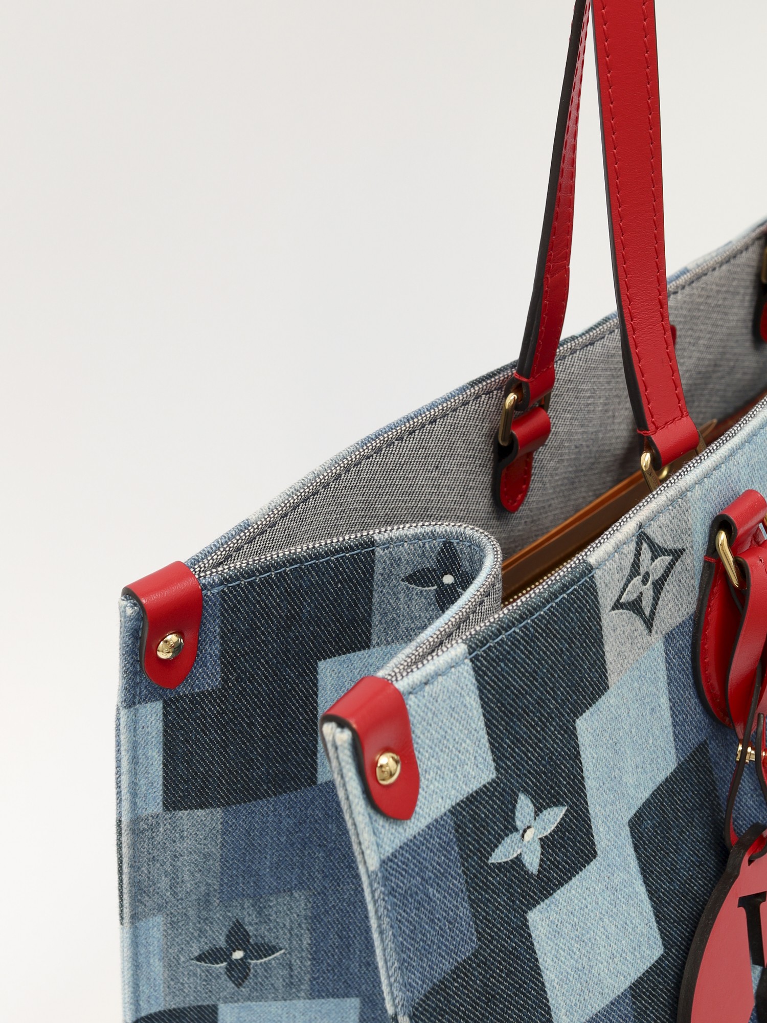 Louis Vuitton OnTheGo 6