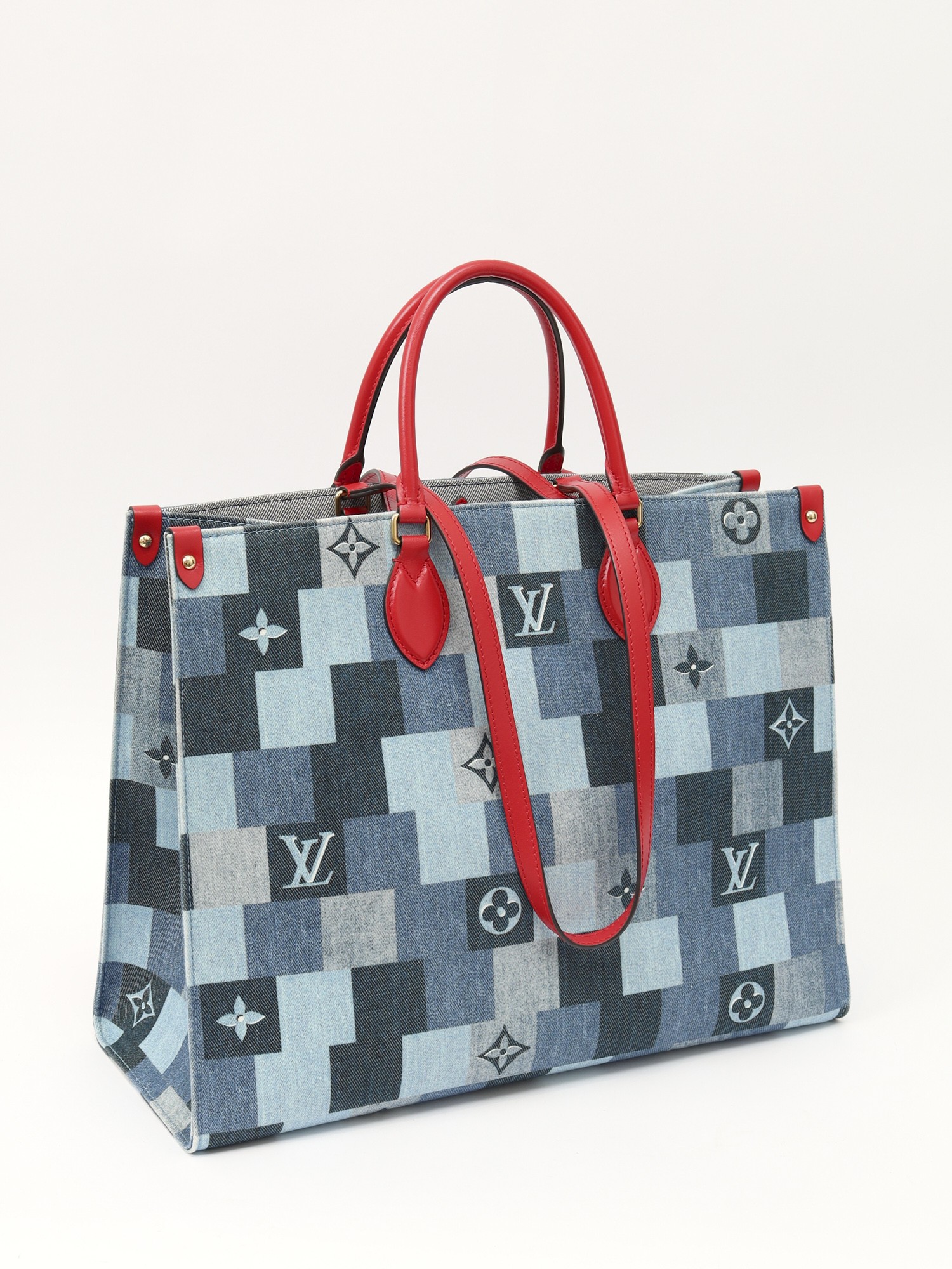 Louis Vuitton OnTheGo 3