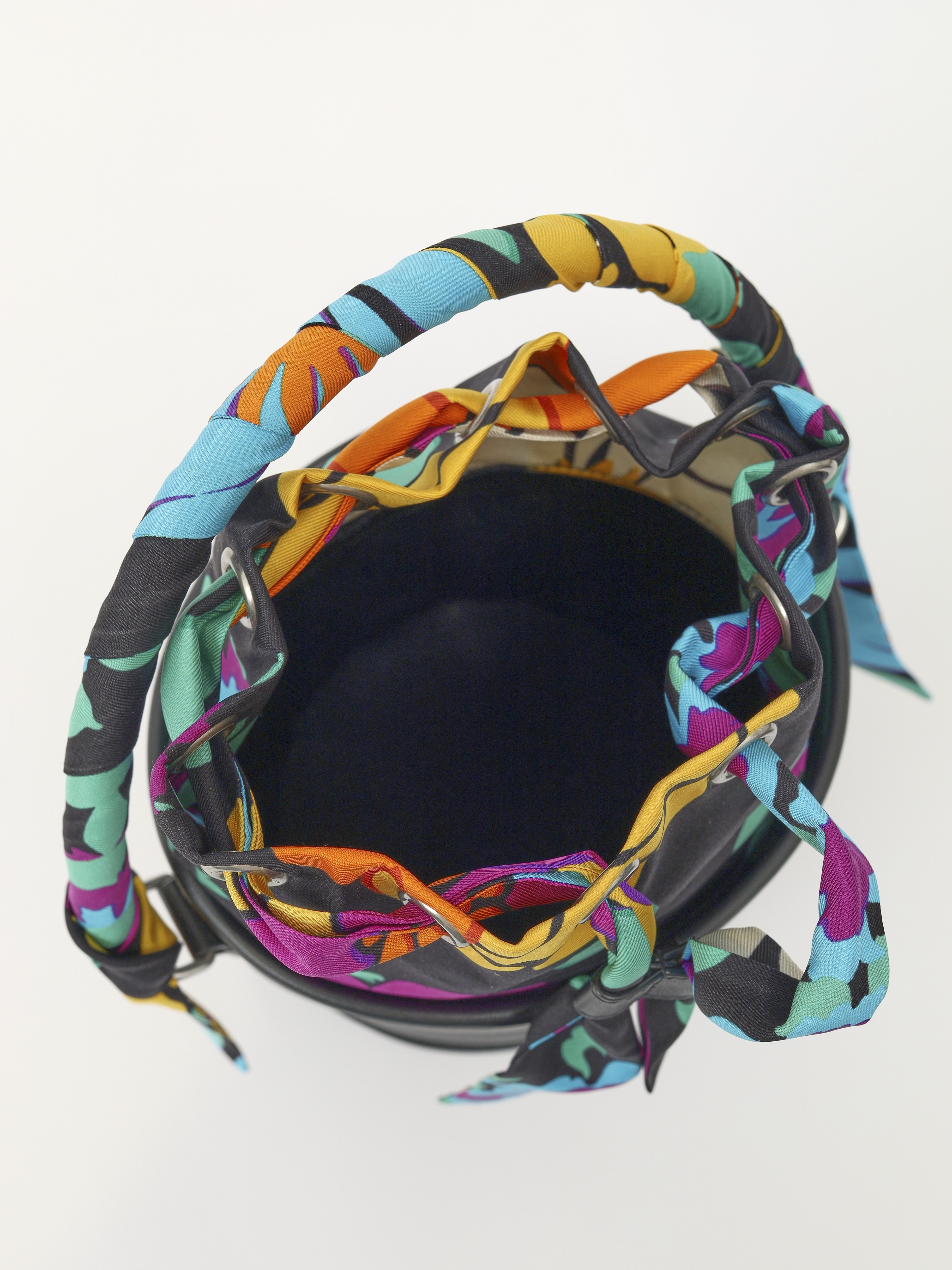 Saint Laurent Bahia 9