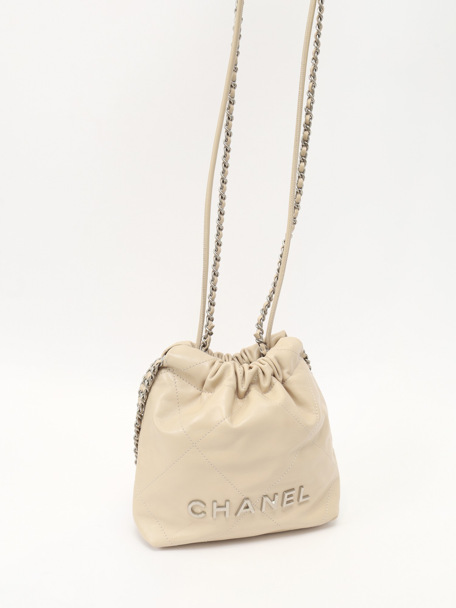 Chanel 22  5