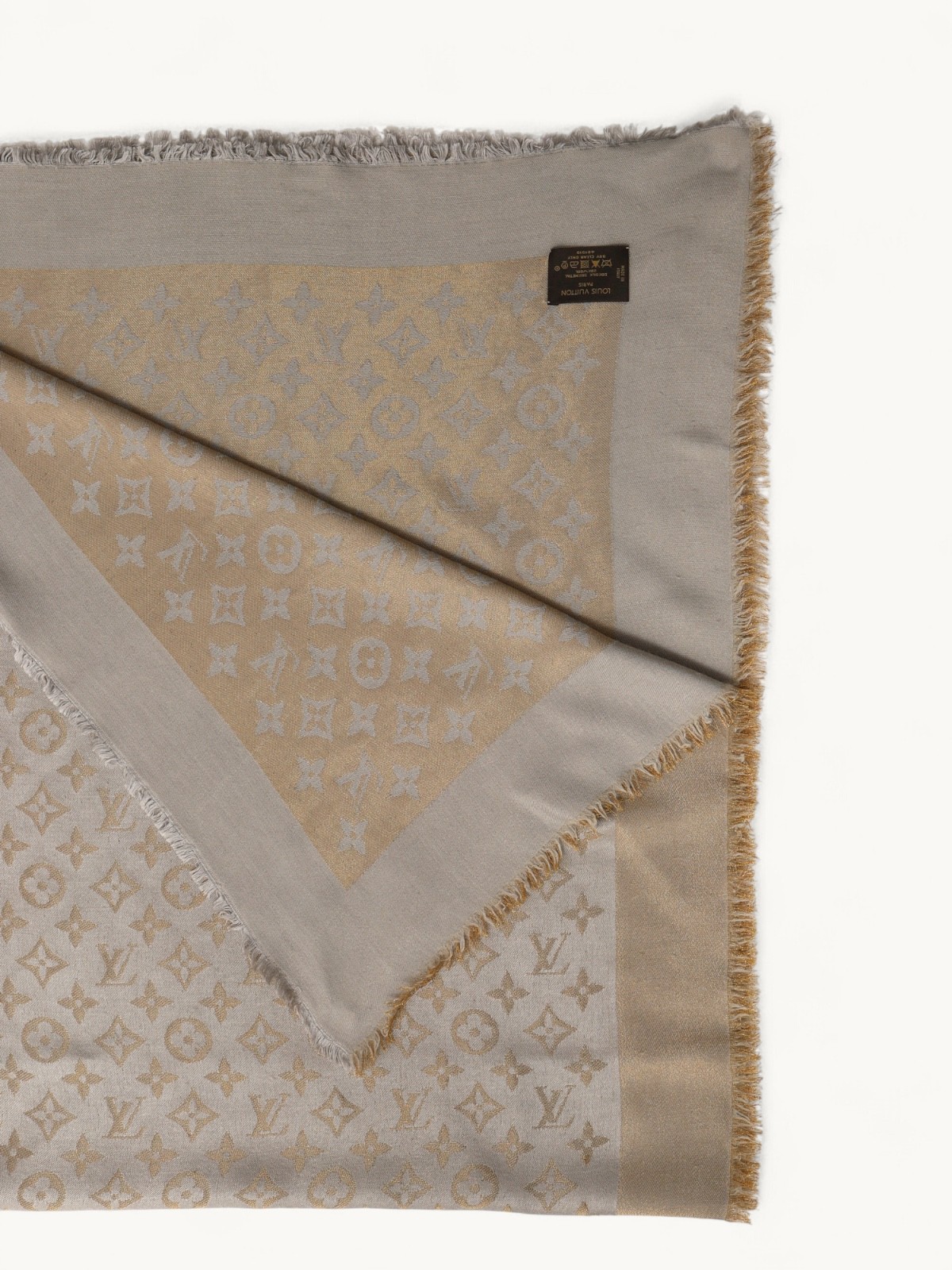 Louis Vuitton Scarf 4