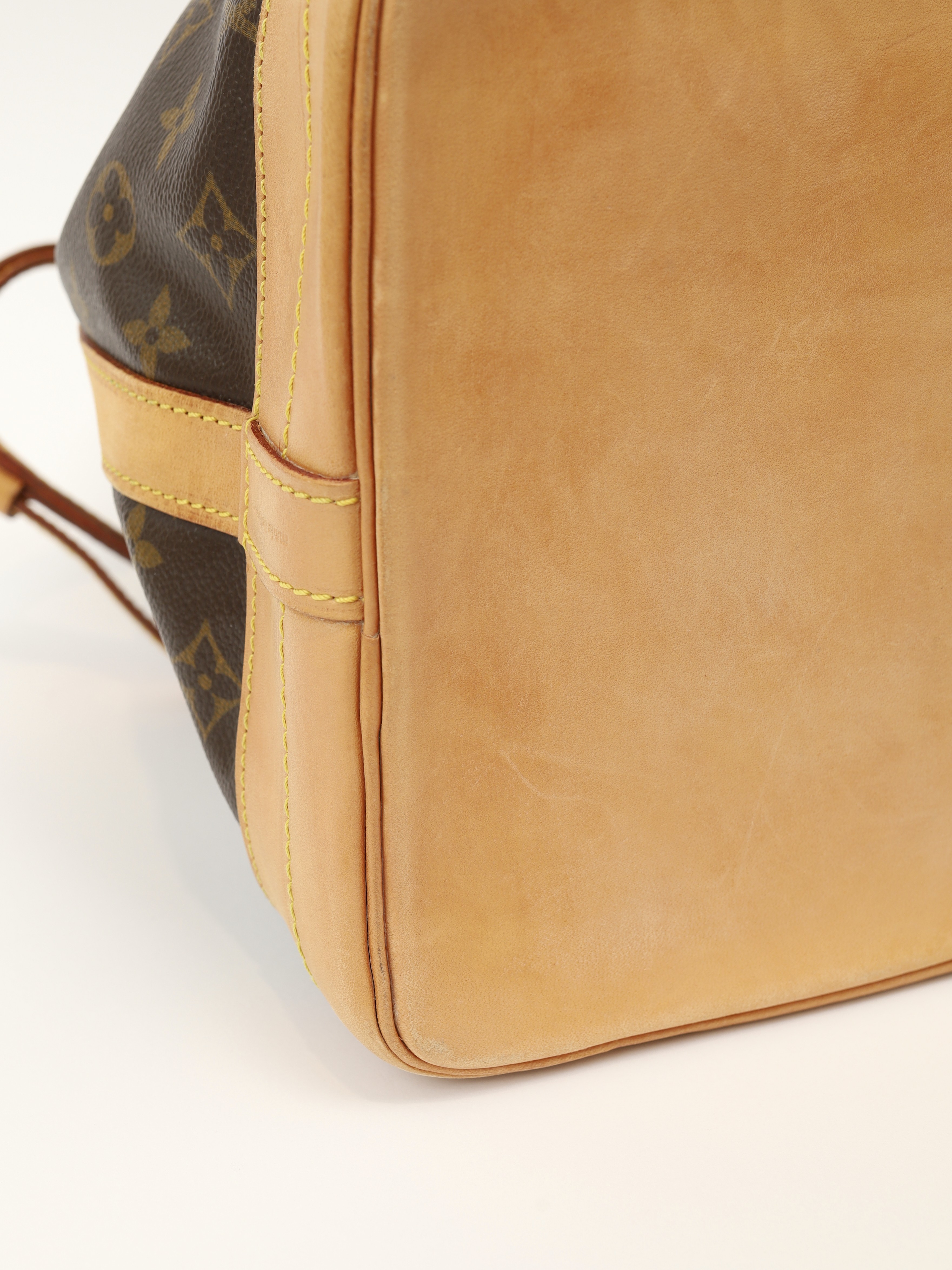 Louis Vuitton Noe 15