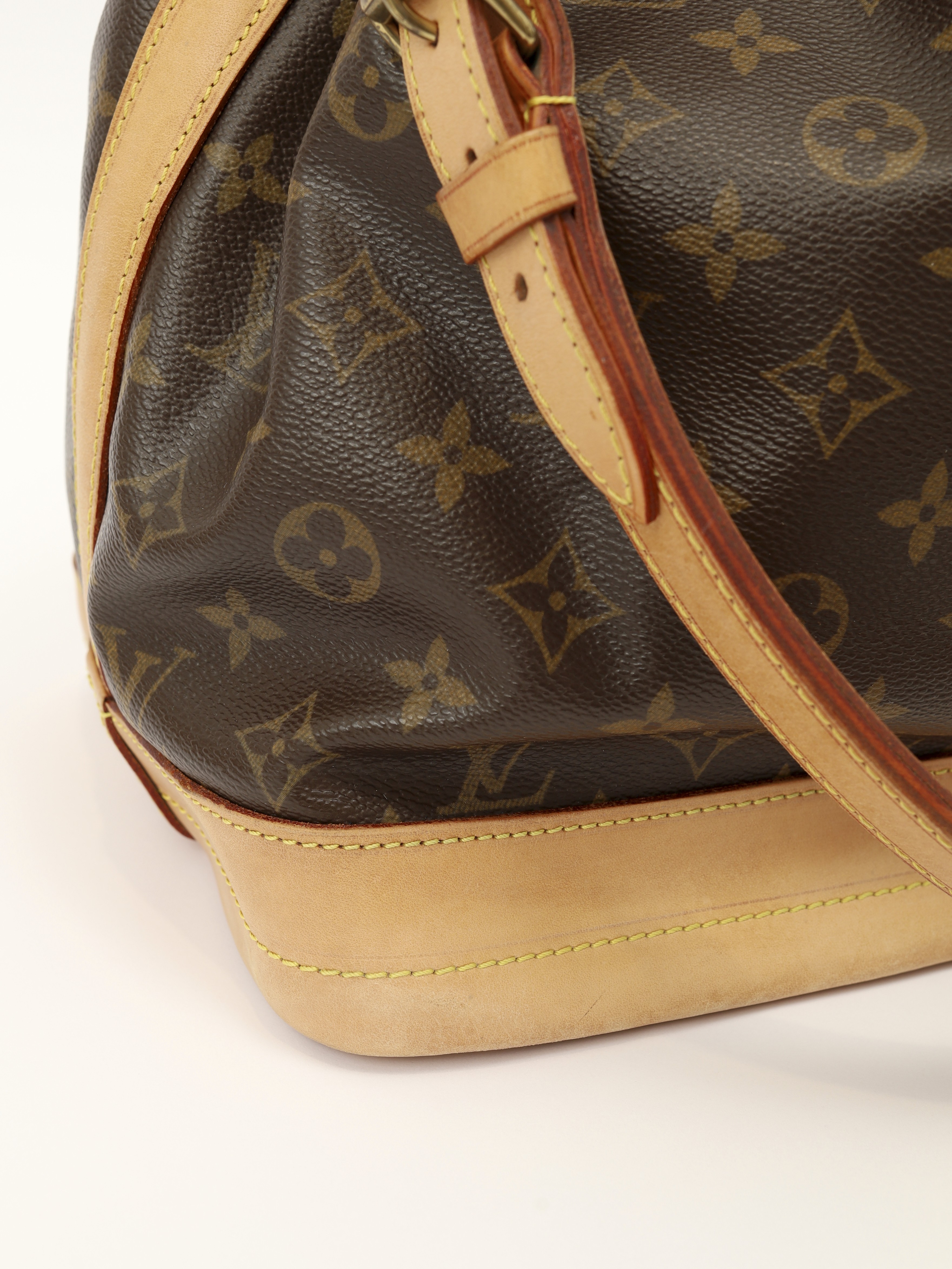 Louis Vuitton Noe 9