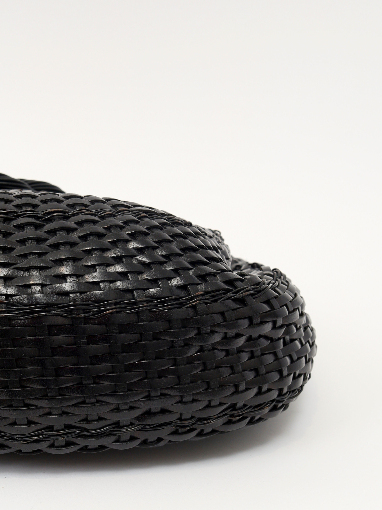 Alexander McQueen Leather Bag  7