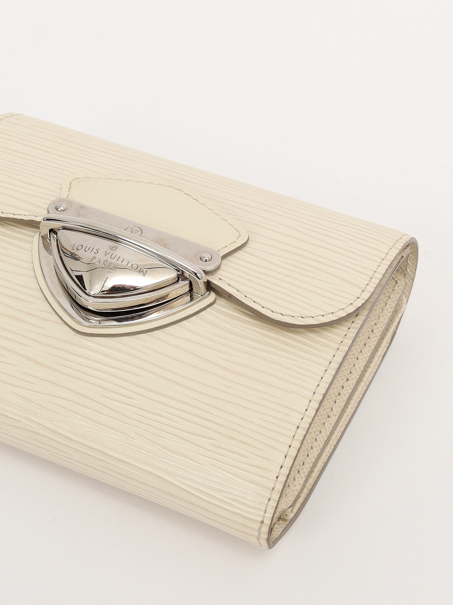 Louis Vuitton Wallet 5