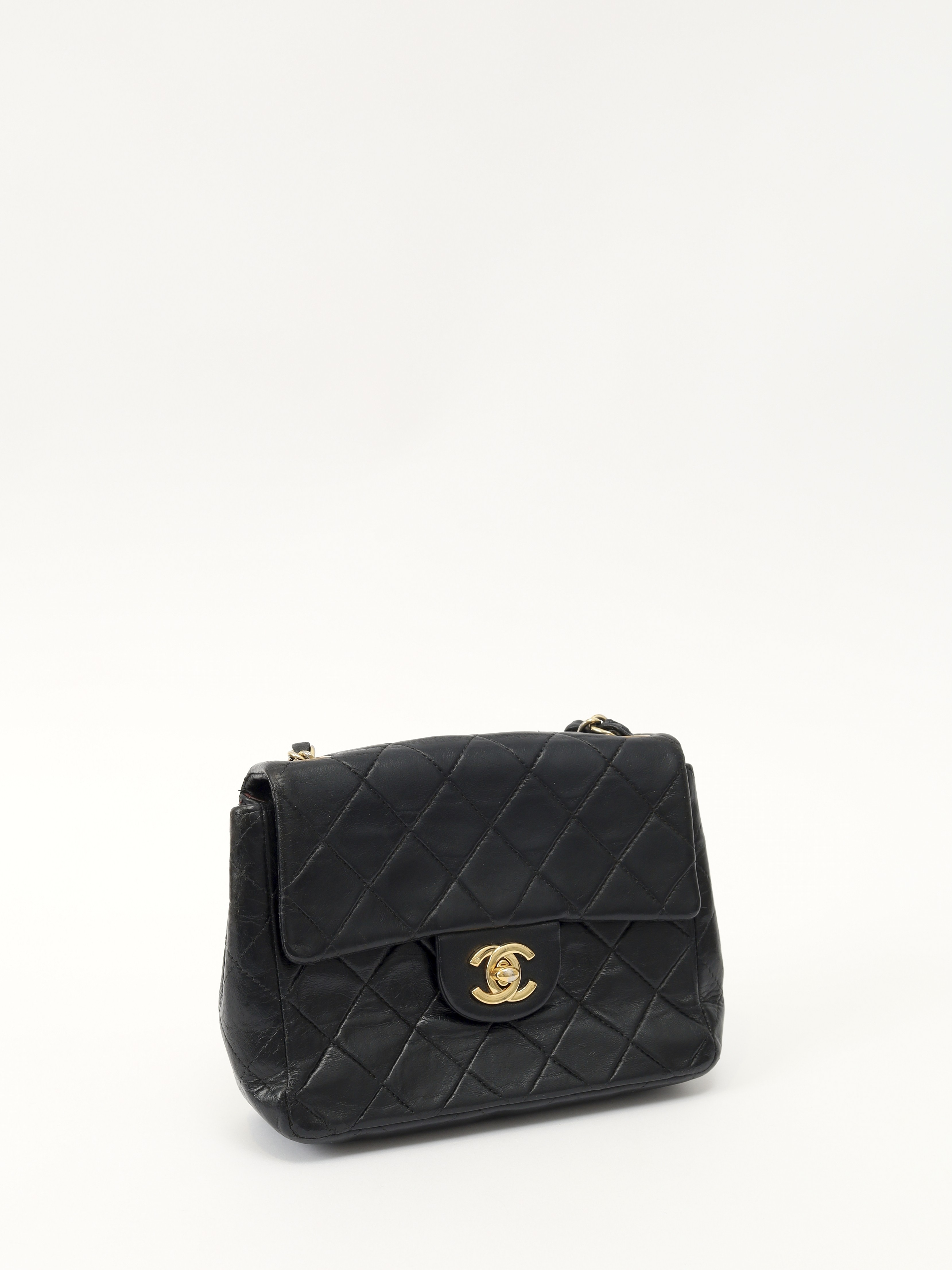 Chanel Timeless Classic 2