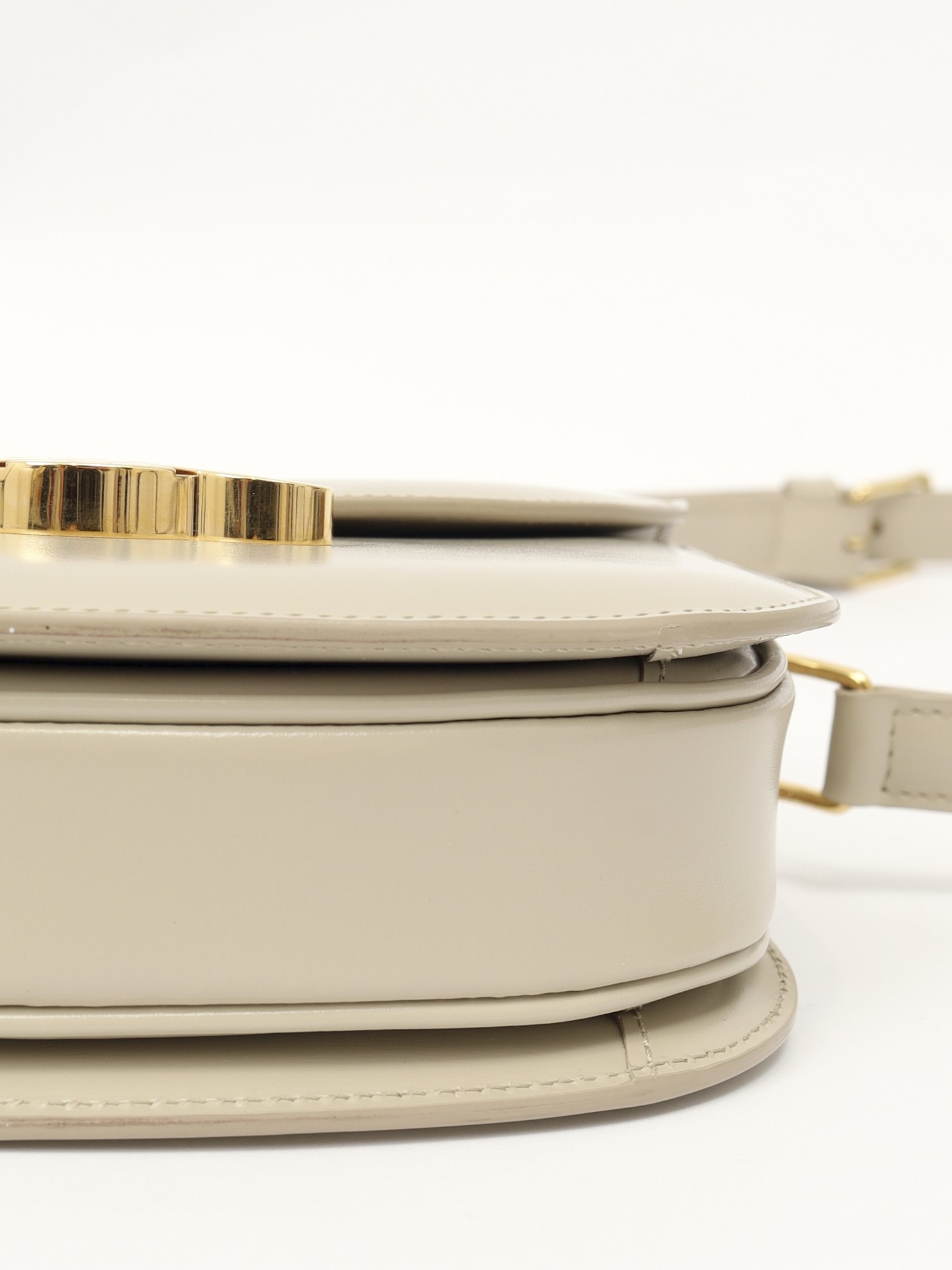 Celine Besace Clea 9