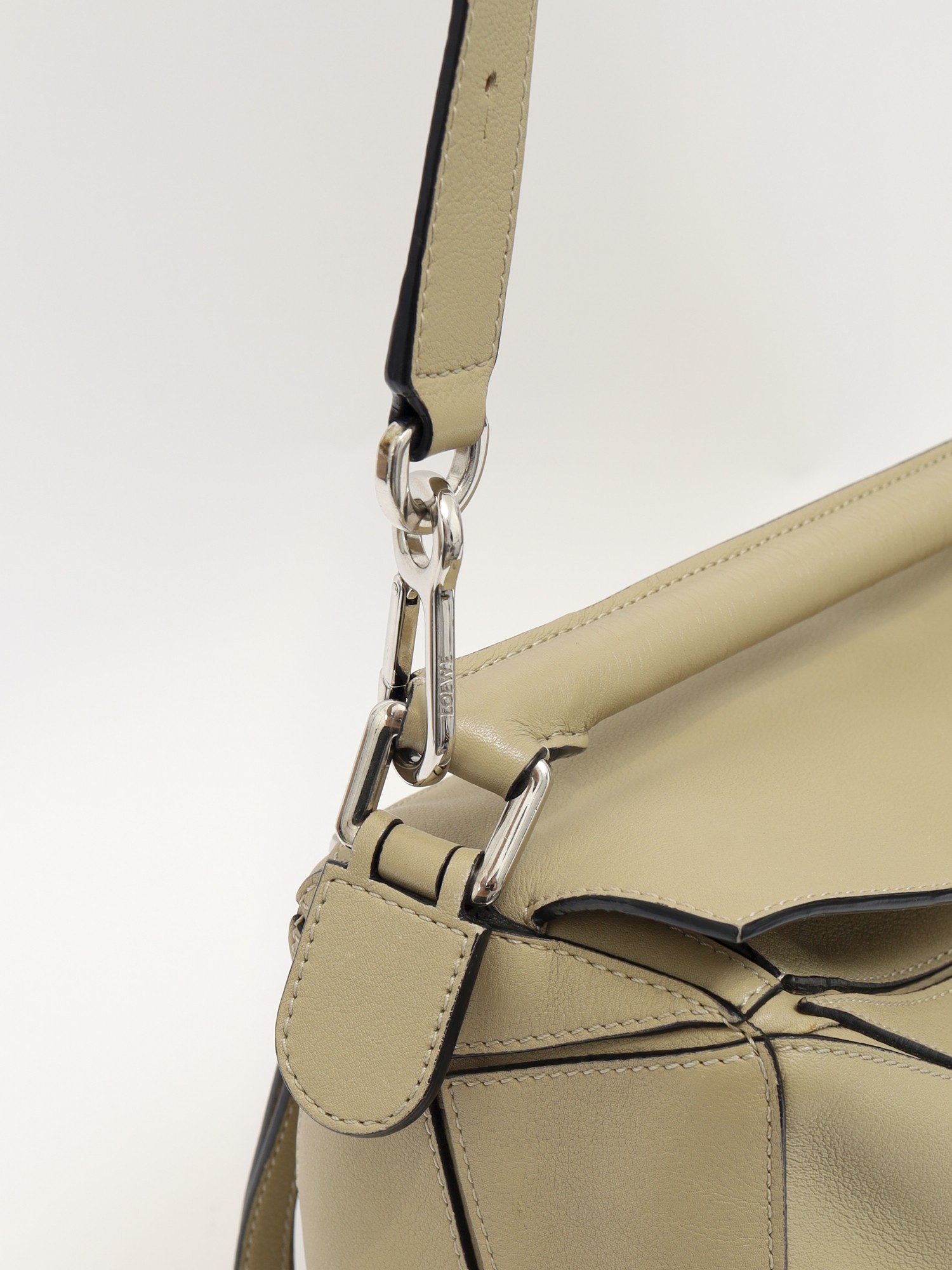 Loewe Puzzle  6