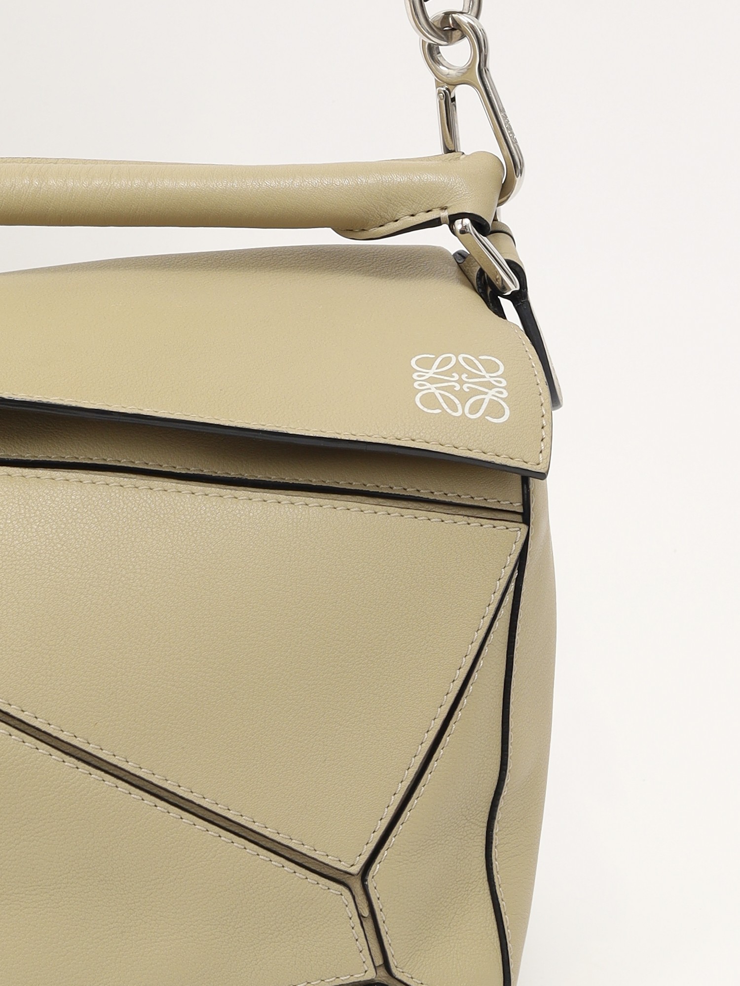 Loewe Puzzle  5
