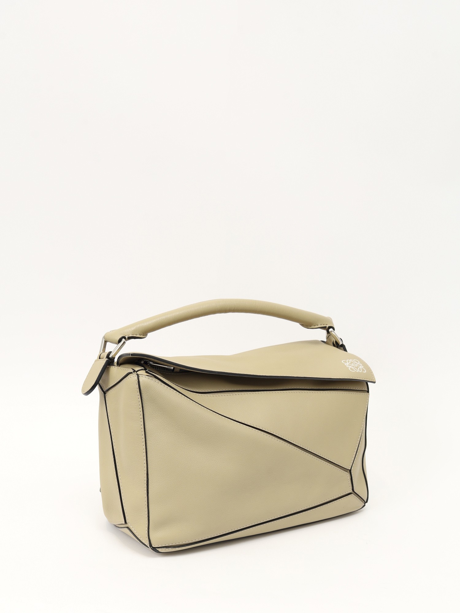 Loewe Puzzle  2