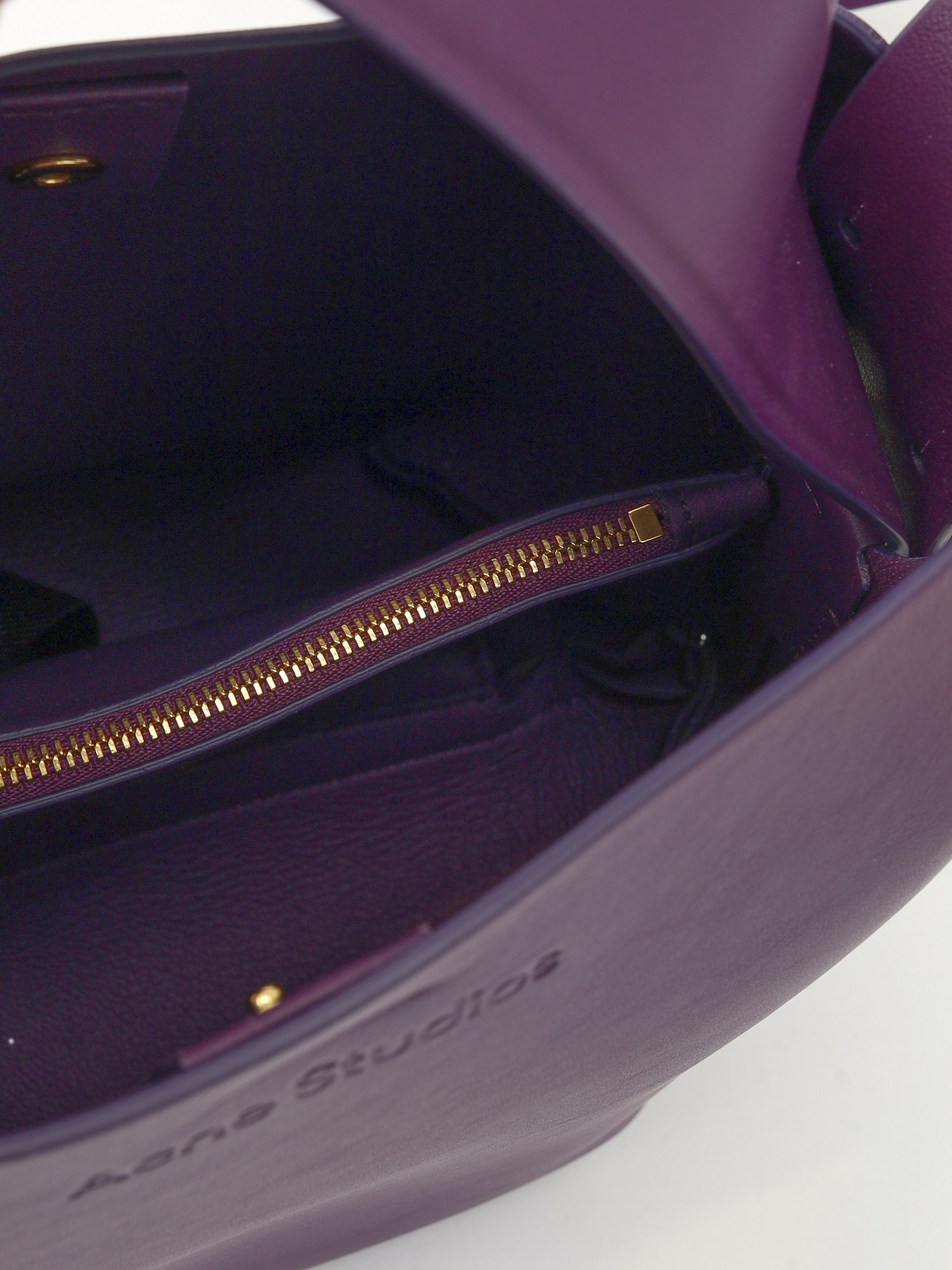 Acne Studios Musubi  10