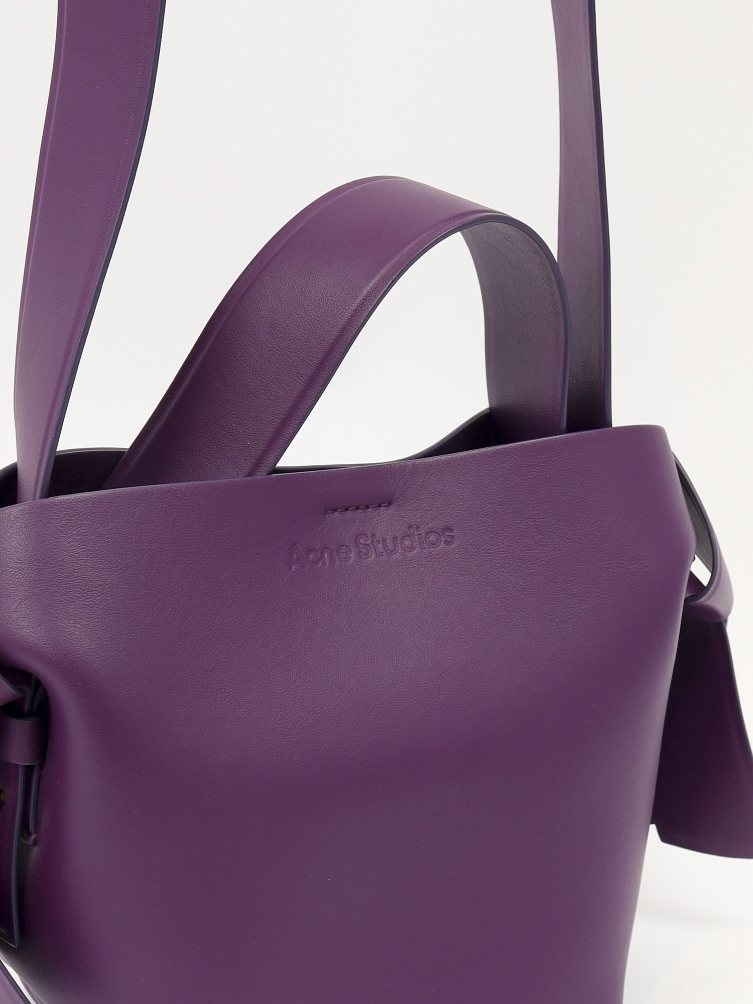 Acne Studios Musubi  5