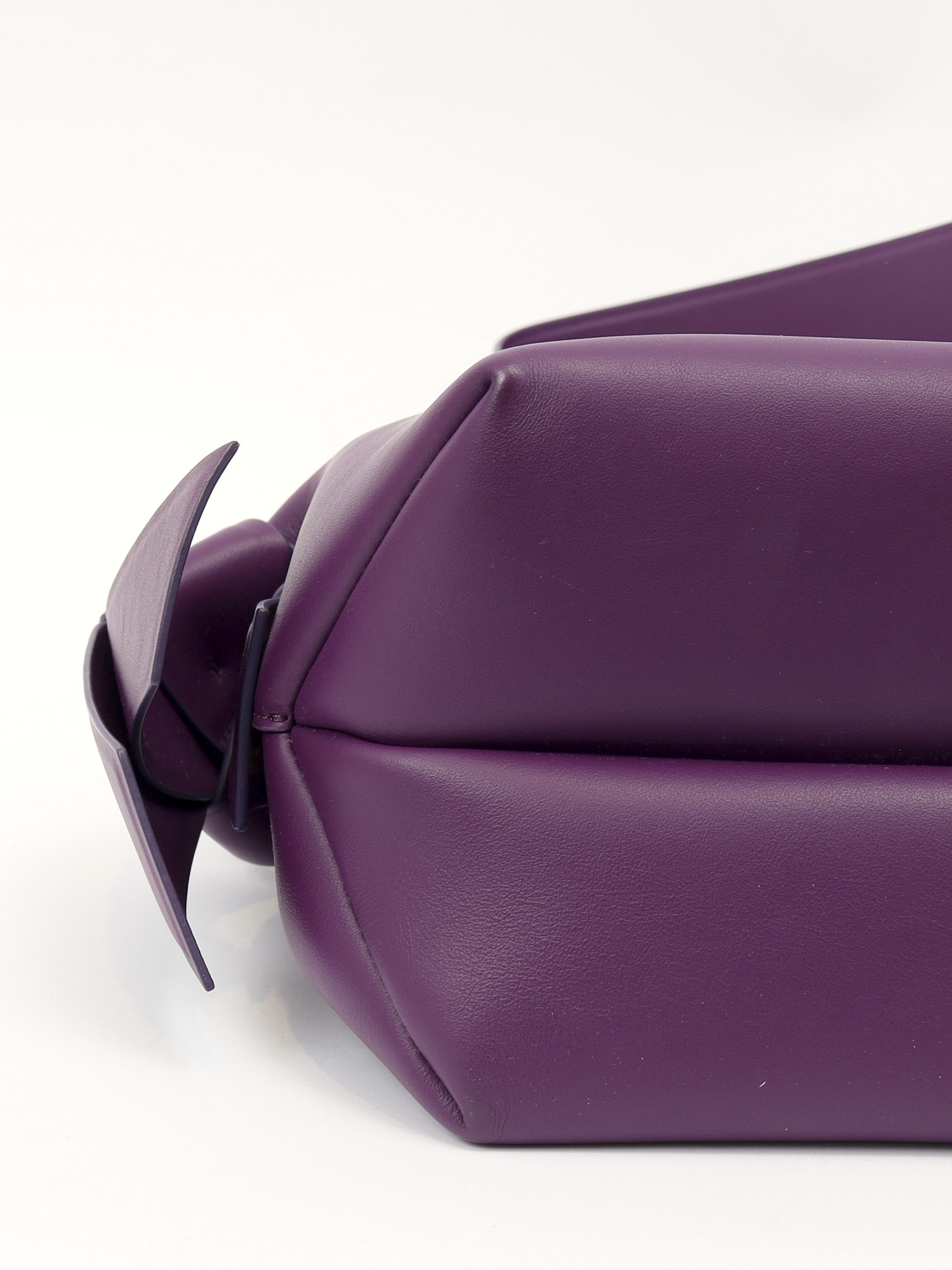 Acne Studios Musubi  8