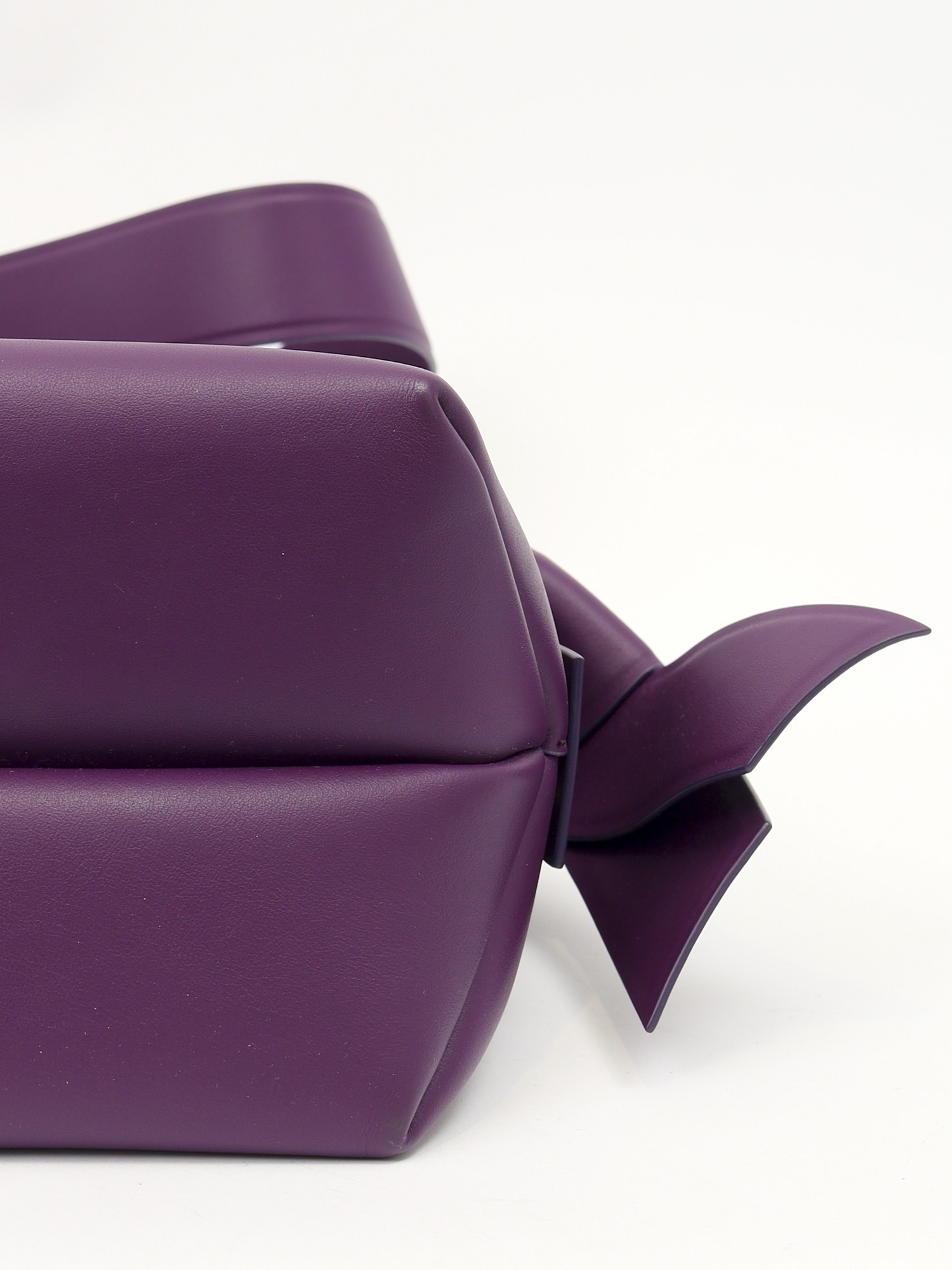 Acne Studios Musubi  9