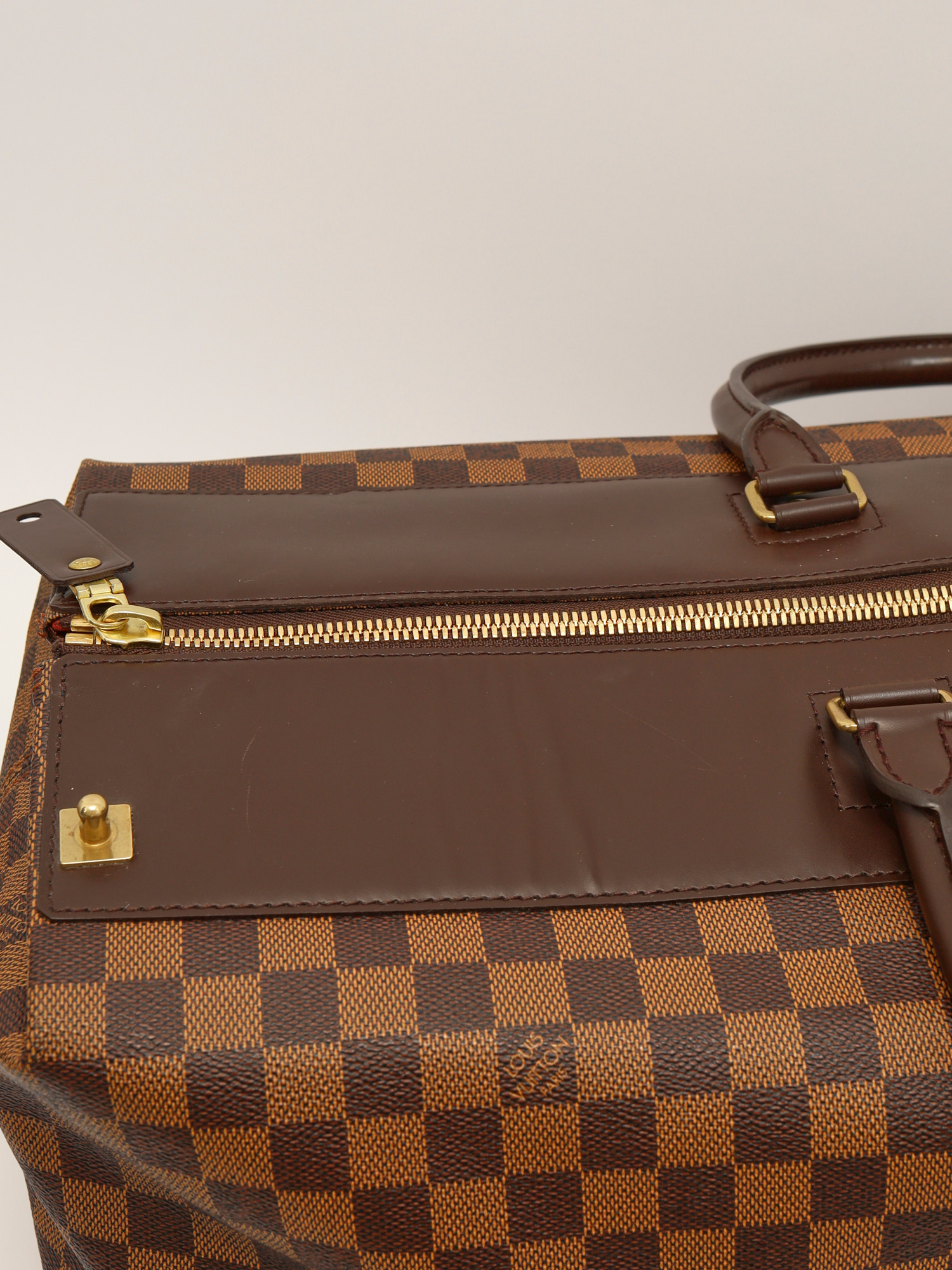 Louis Vuitton Greenwich 16