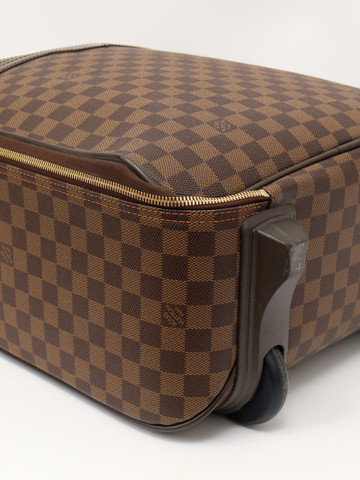 Сумки Louis Vuitton Pegace изображение #9