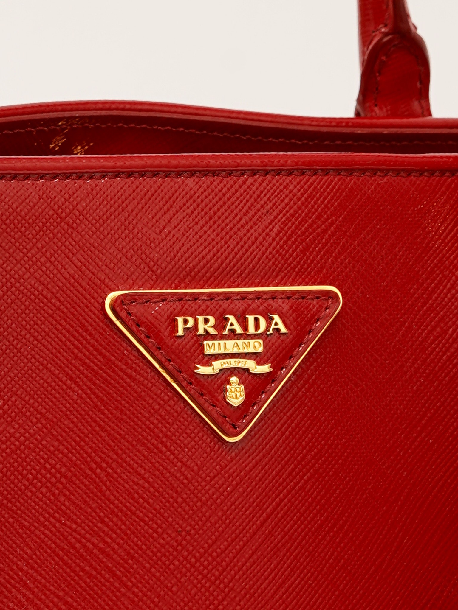 Prada Promenade 5