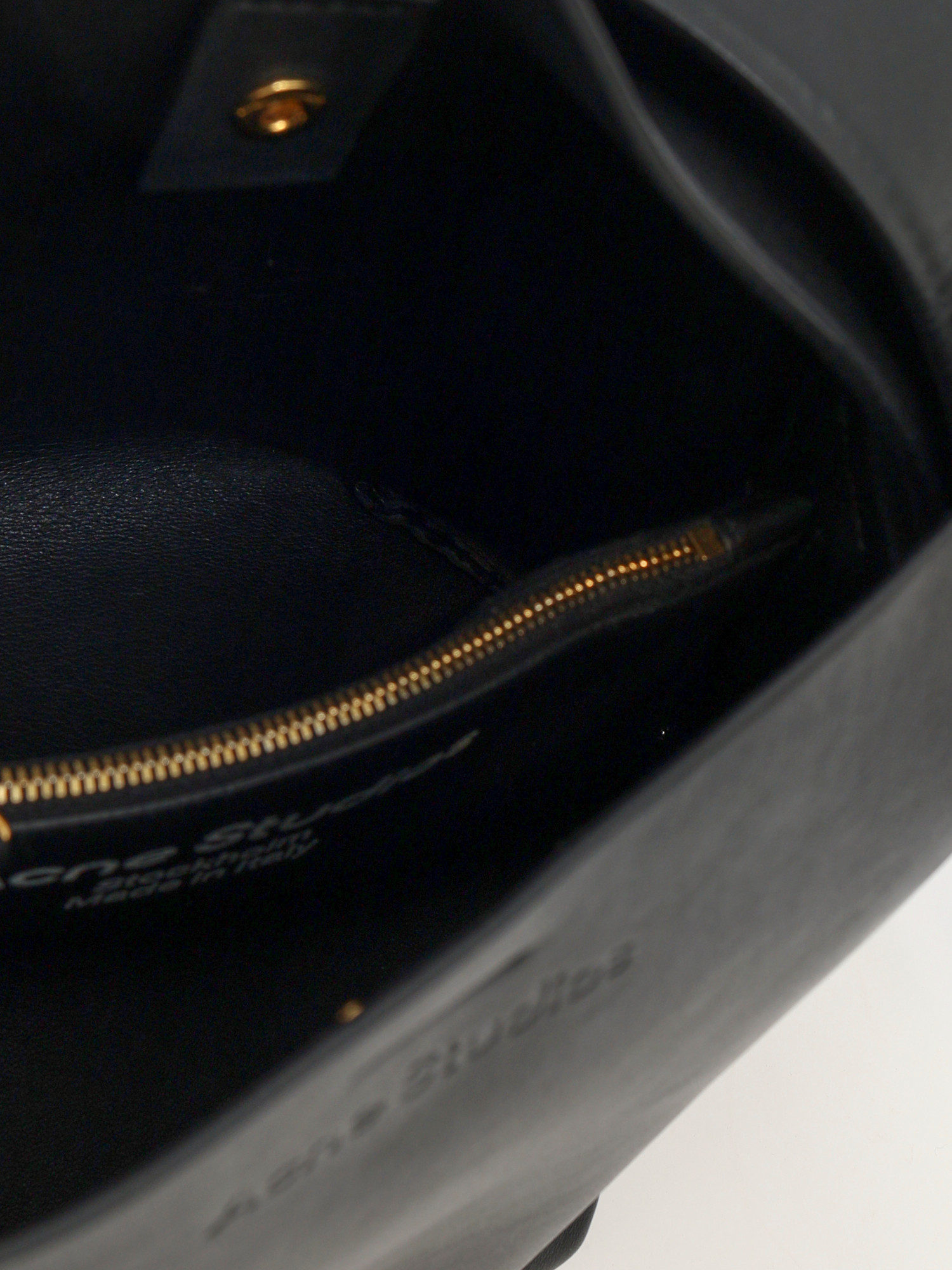 Acne Studios Musubi 10