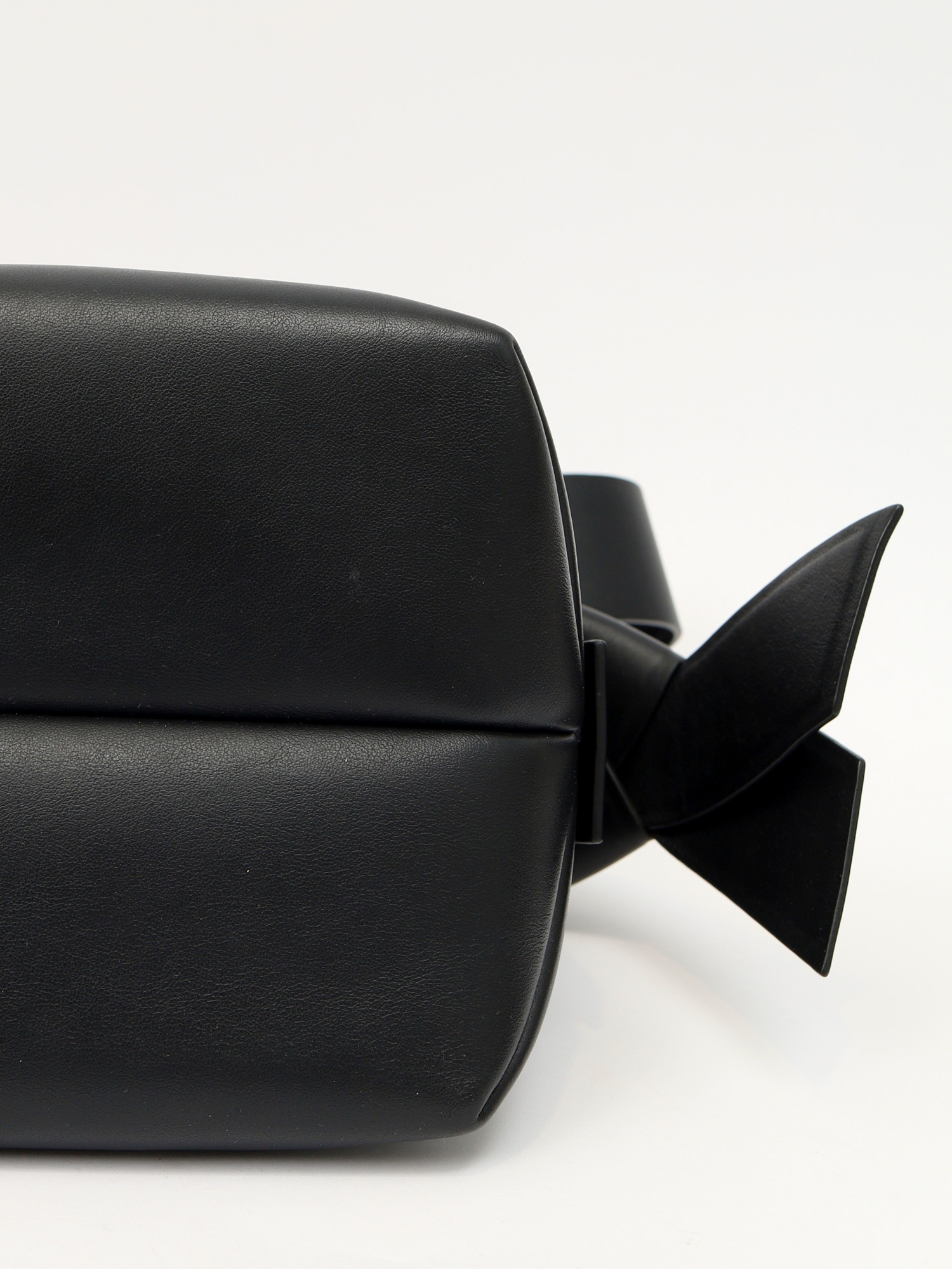 Acne Studios Musubi 9