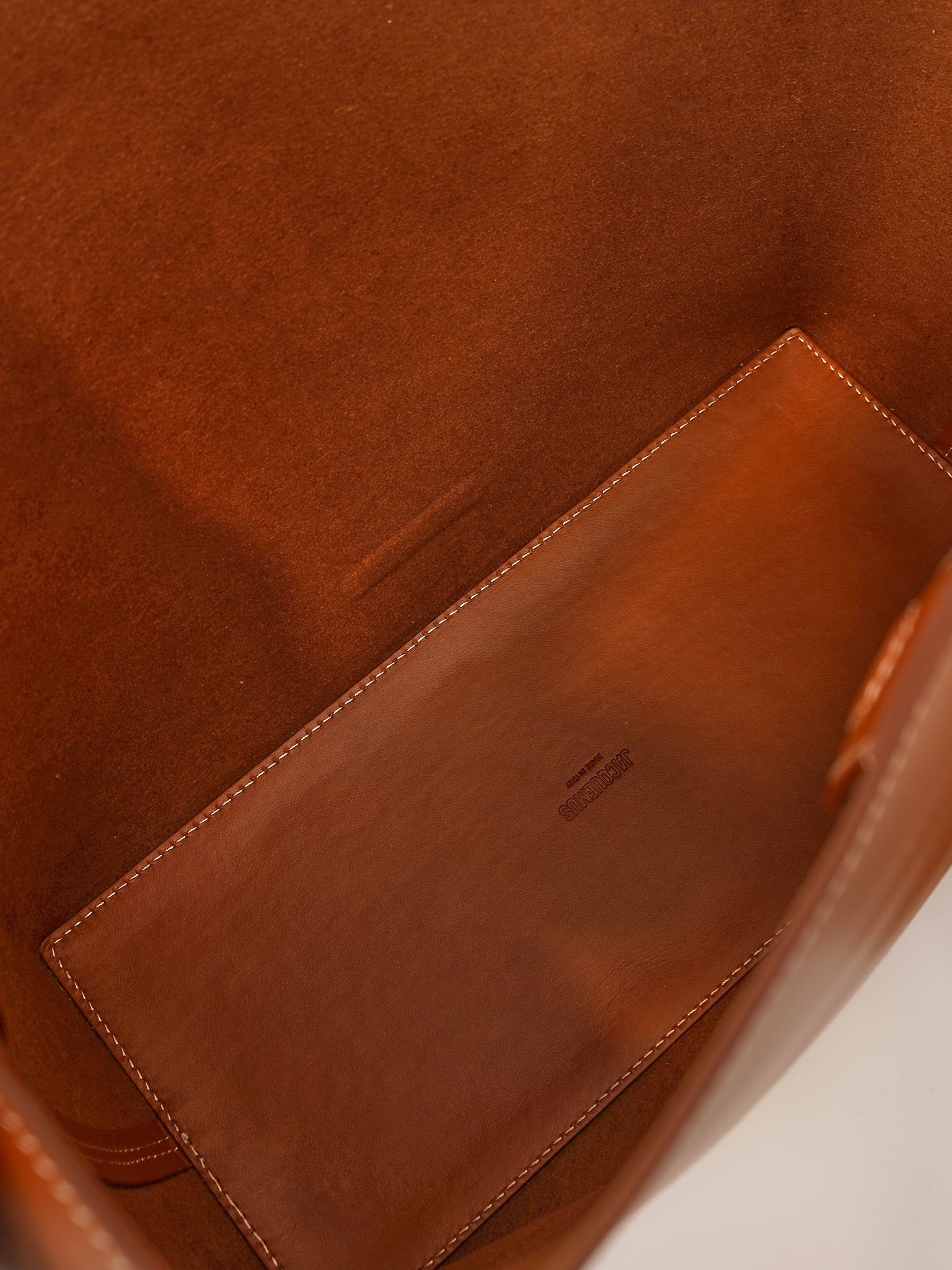 Jacquemus Le Regalo 10