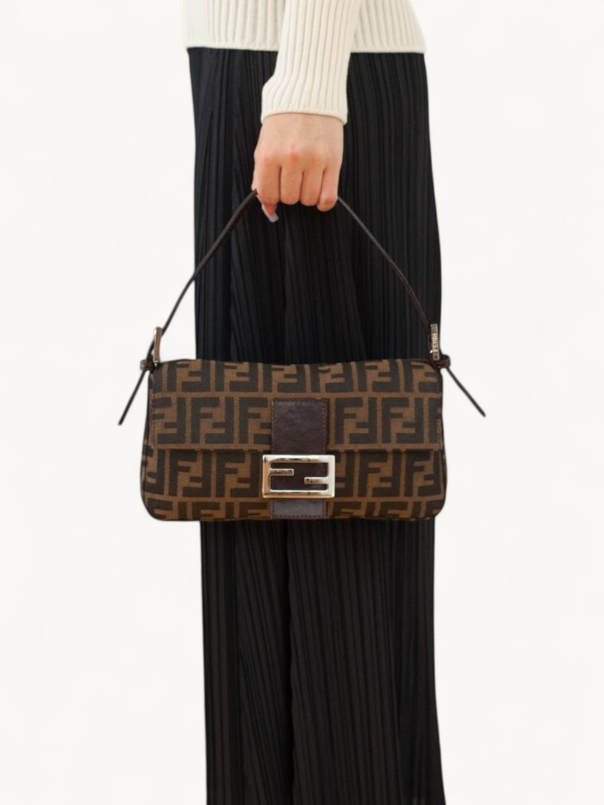 Fendi Baguette 1