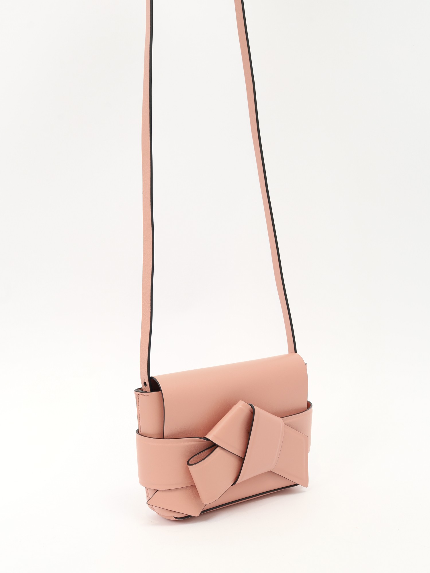 Acne Studios Musubi  4