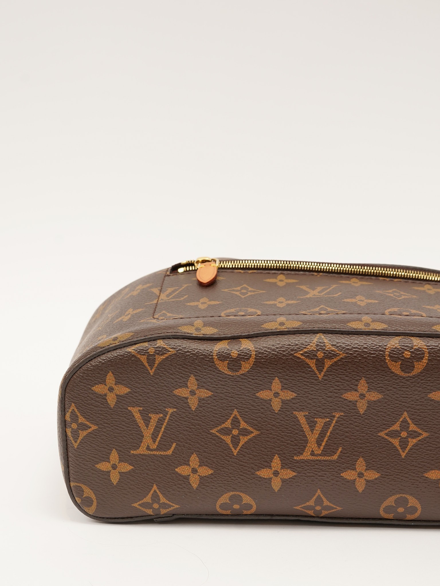 Louis Vuitton Montsouris 10