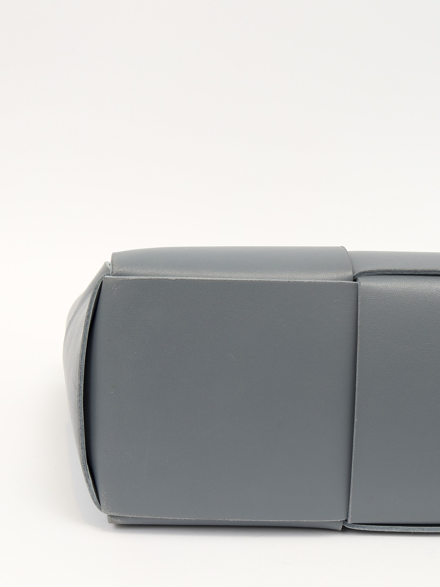 Bottega Veneta Arco 7