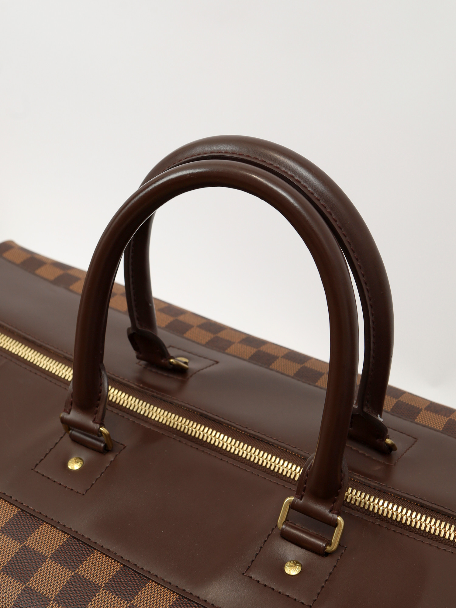 Louis Vuitton Greenwich 10