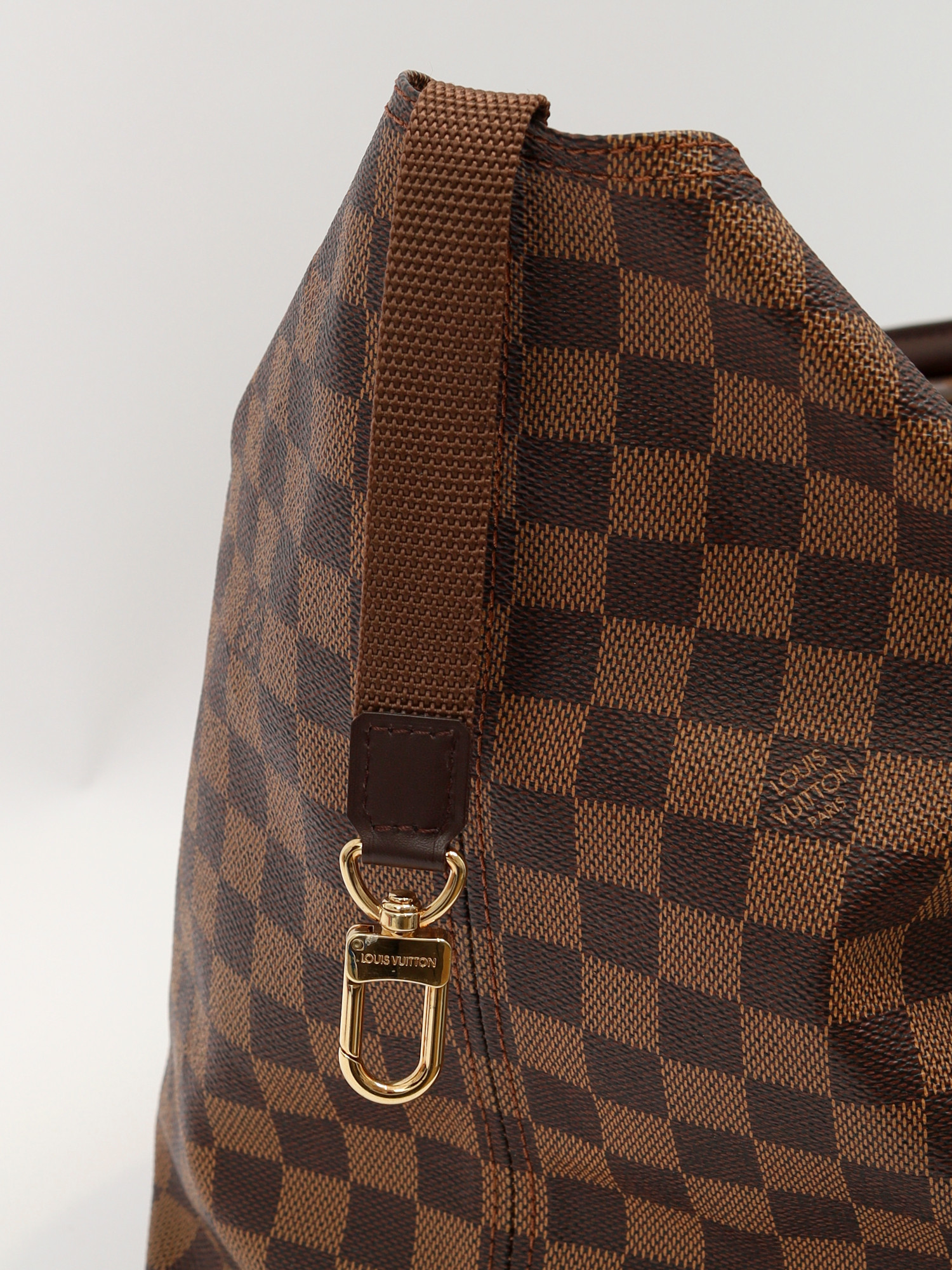 Louis Vuitton Greenwich 14