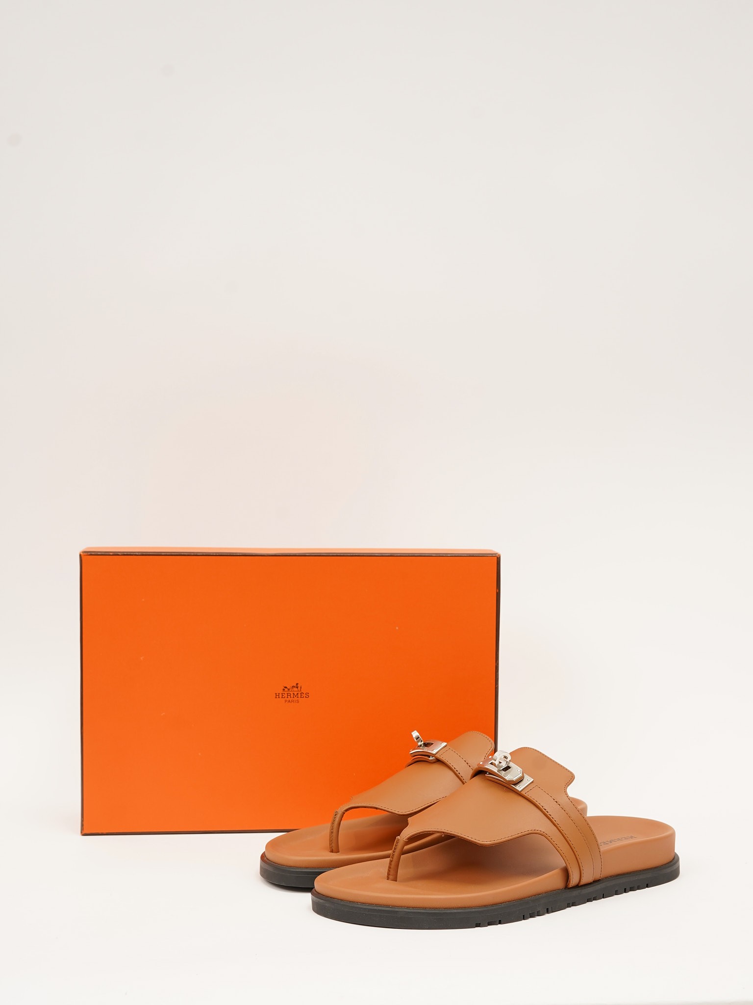 Hermes Empire 38.5 2