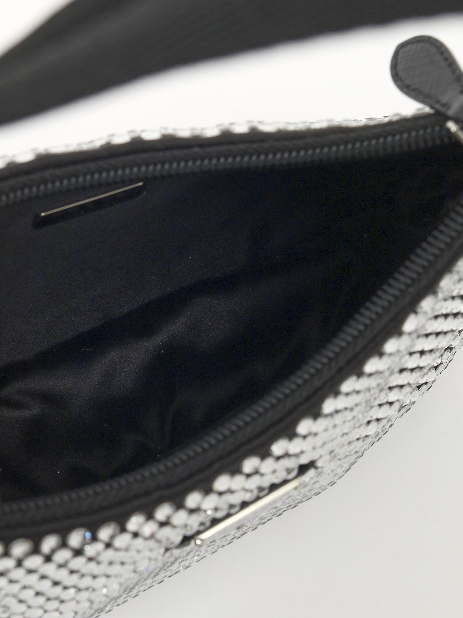 Prada Re-Edition 2000 10