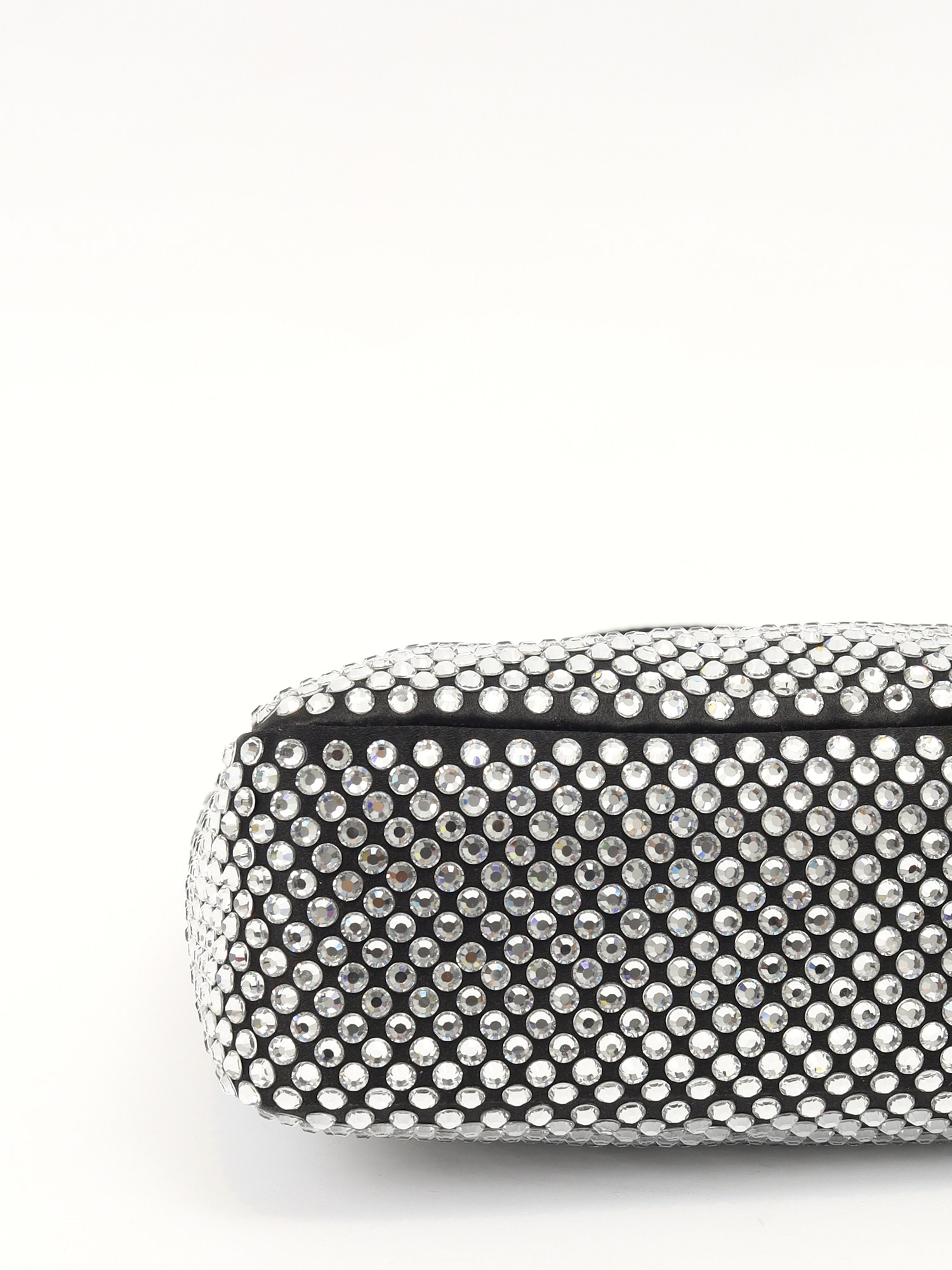 Prada Re-Edition 2000 8