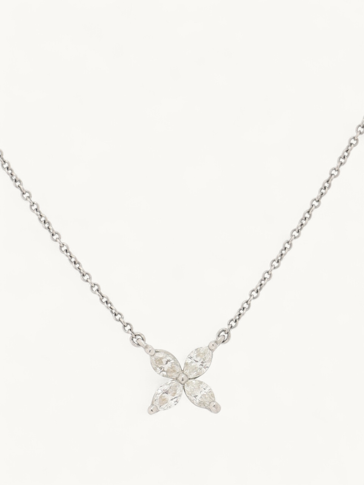 Tiffany  Victoria  0