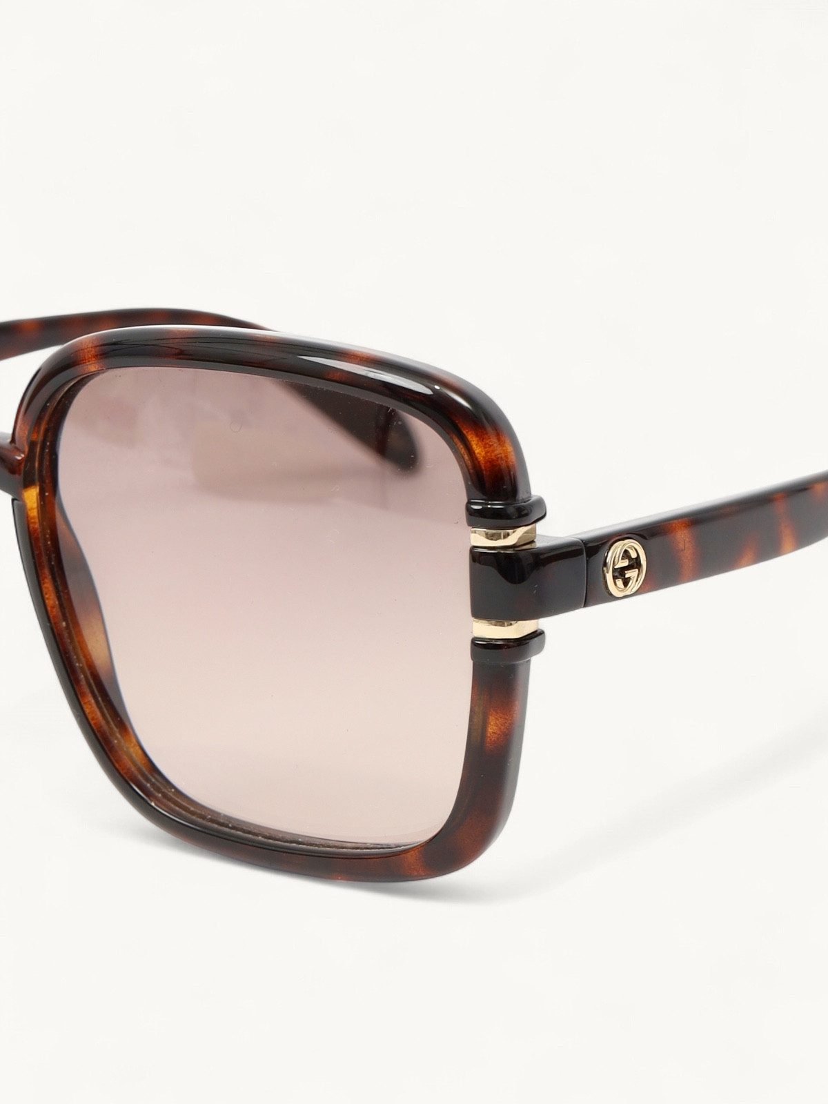 Gucci Sunglasses 6
