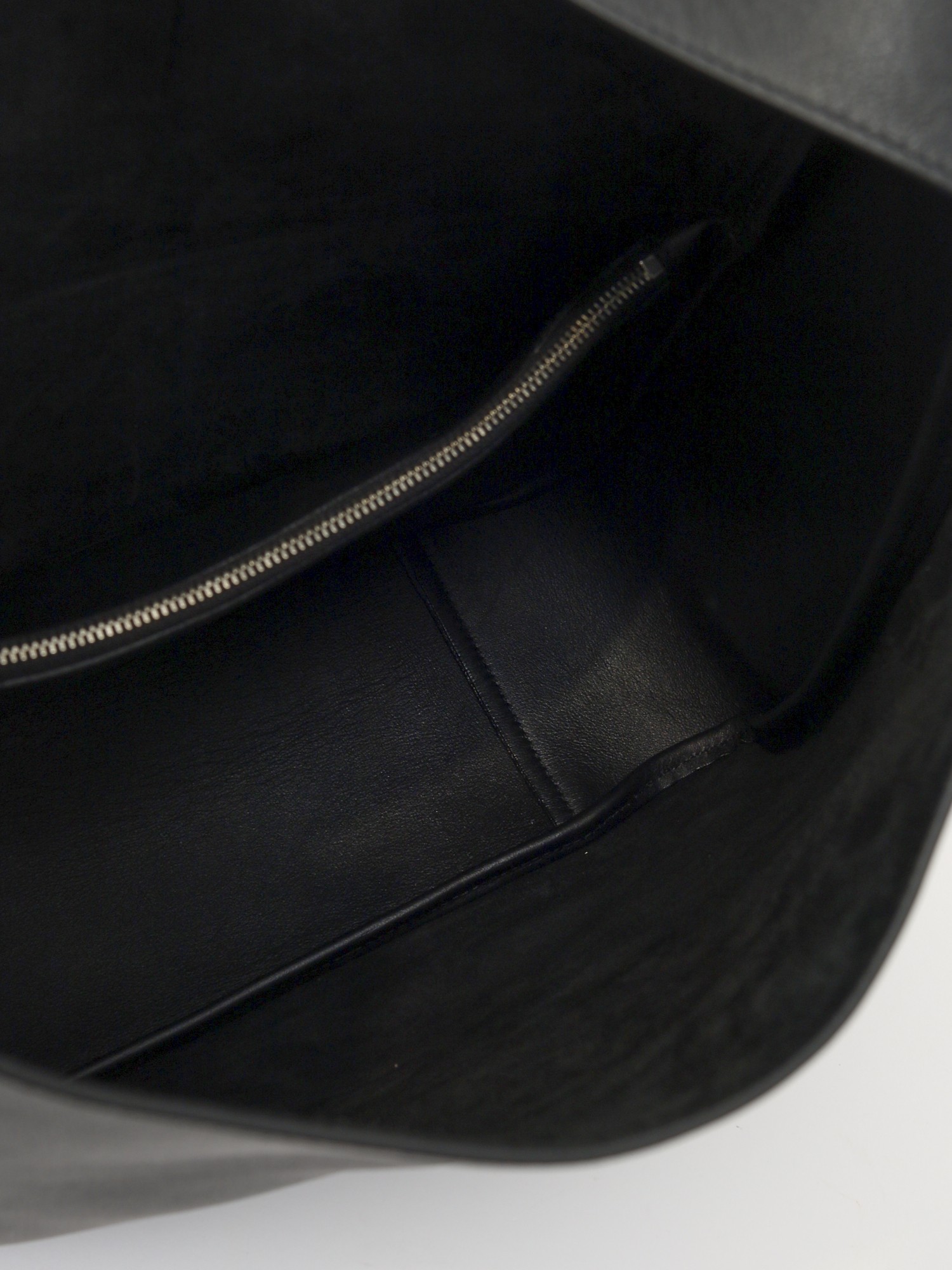 Saint Laurent Le 5 a 7 10