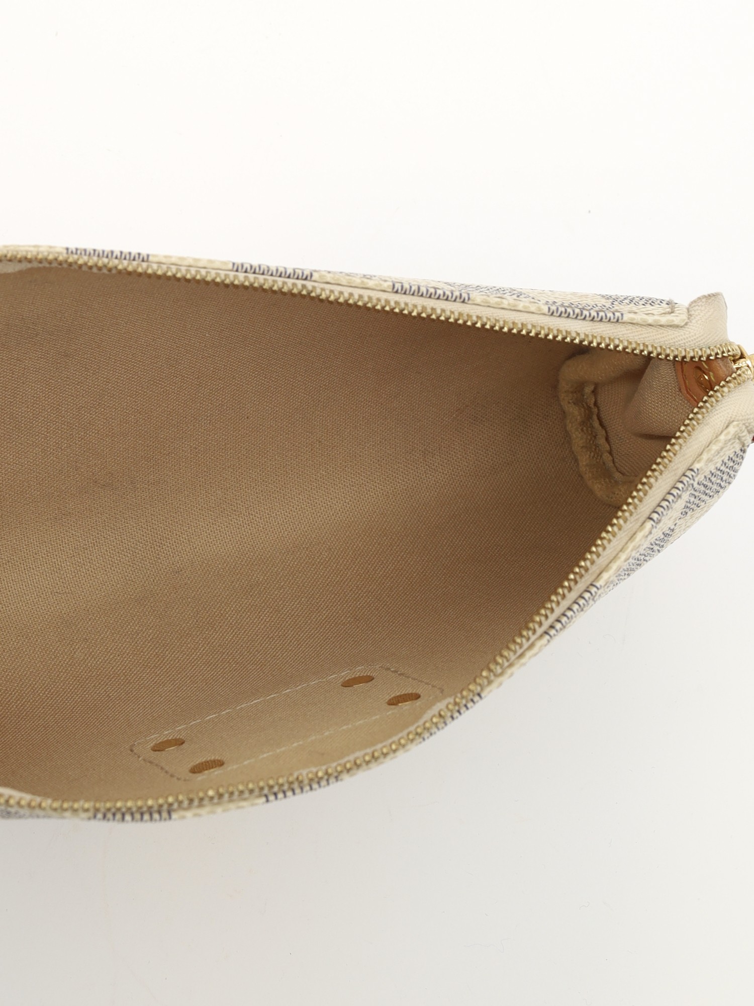 Louis Vuitton Eva 10