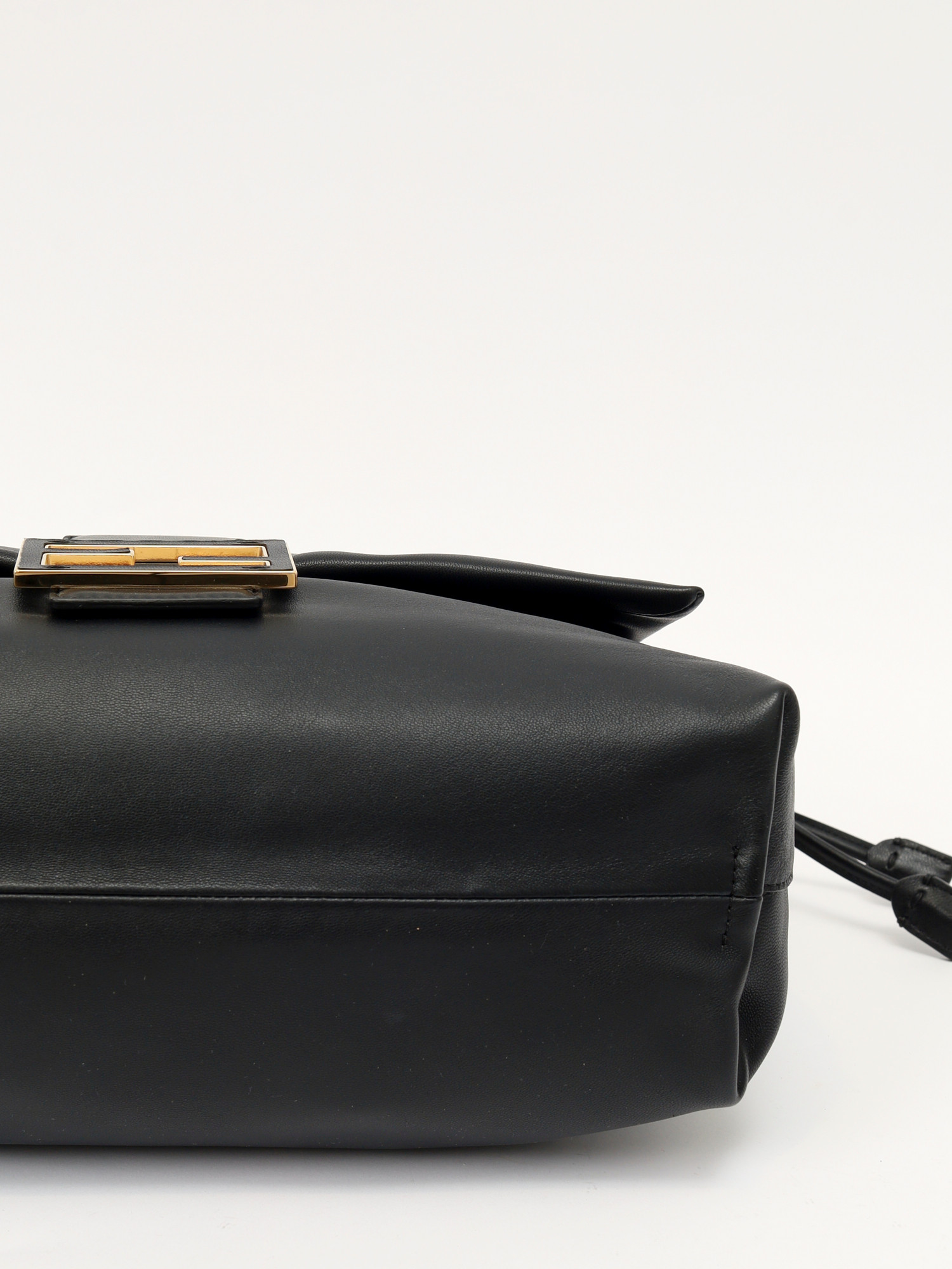 Fendi Mamma Baguette 8