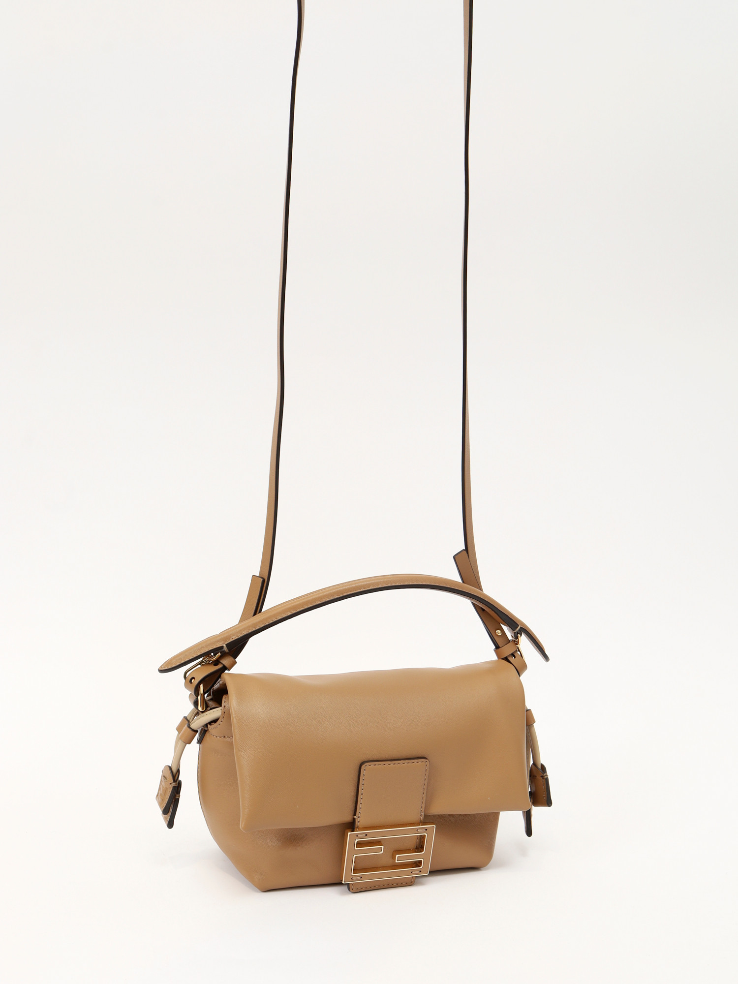 Fendi Mamma Baguette 4