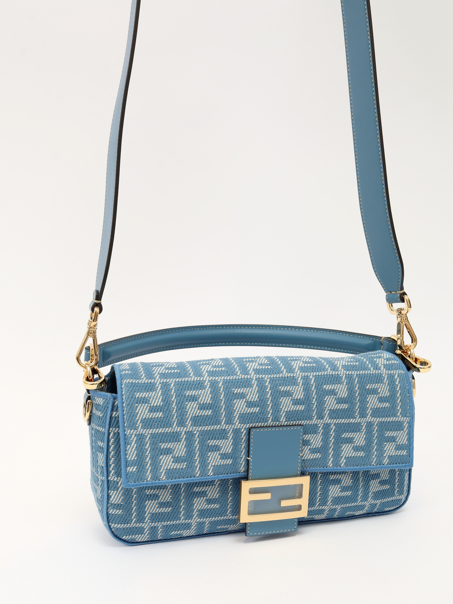 Fendi Baguette 4