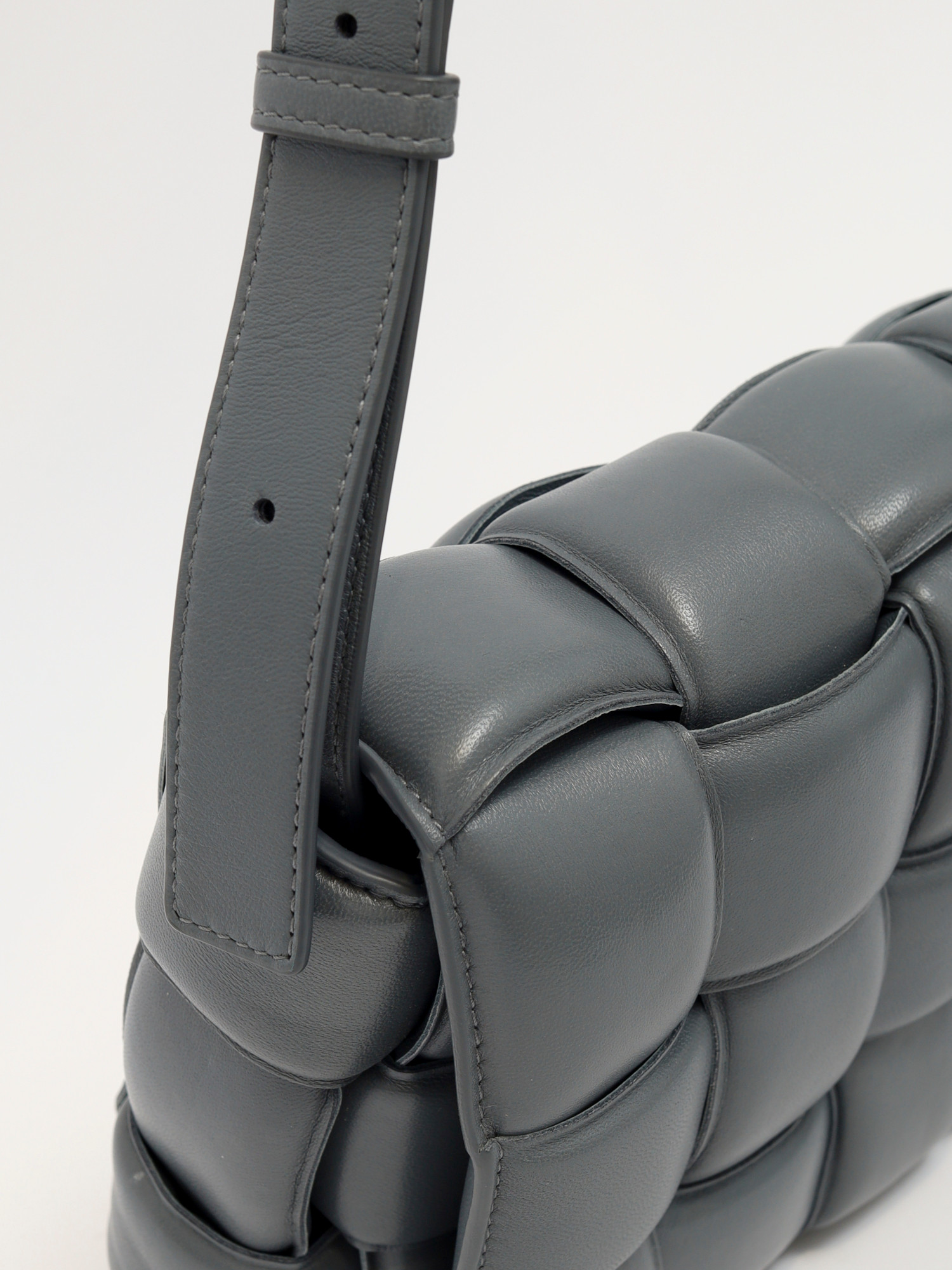 Bottega Veneta Cassette 5