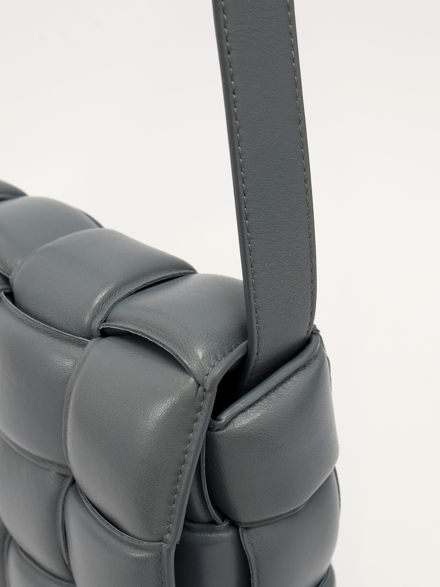 Bottega Veneta Cassette 6