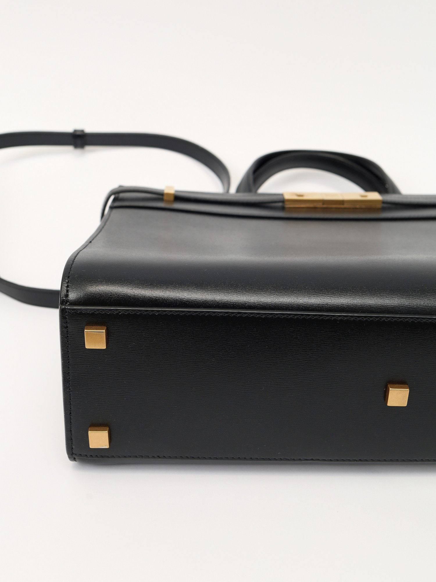 Saint Laurent Manhattan 6