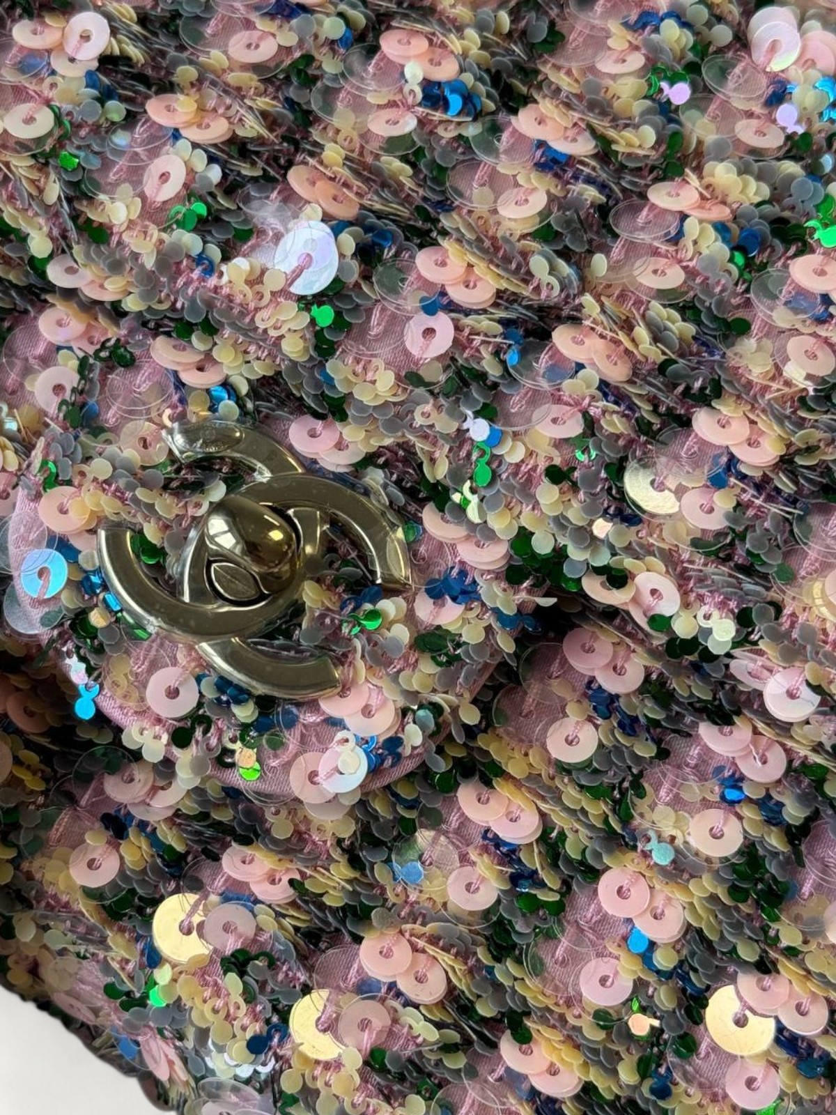 Chanel Timeless Classic 4