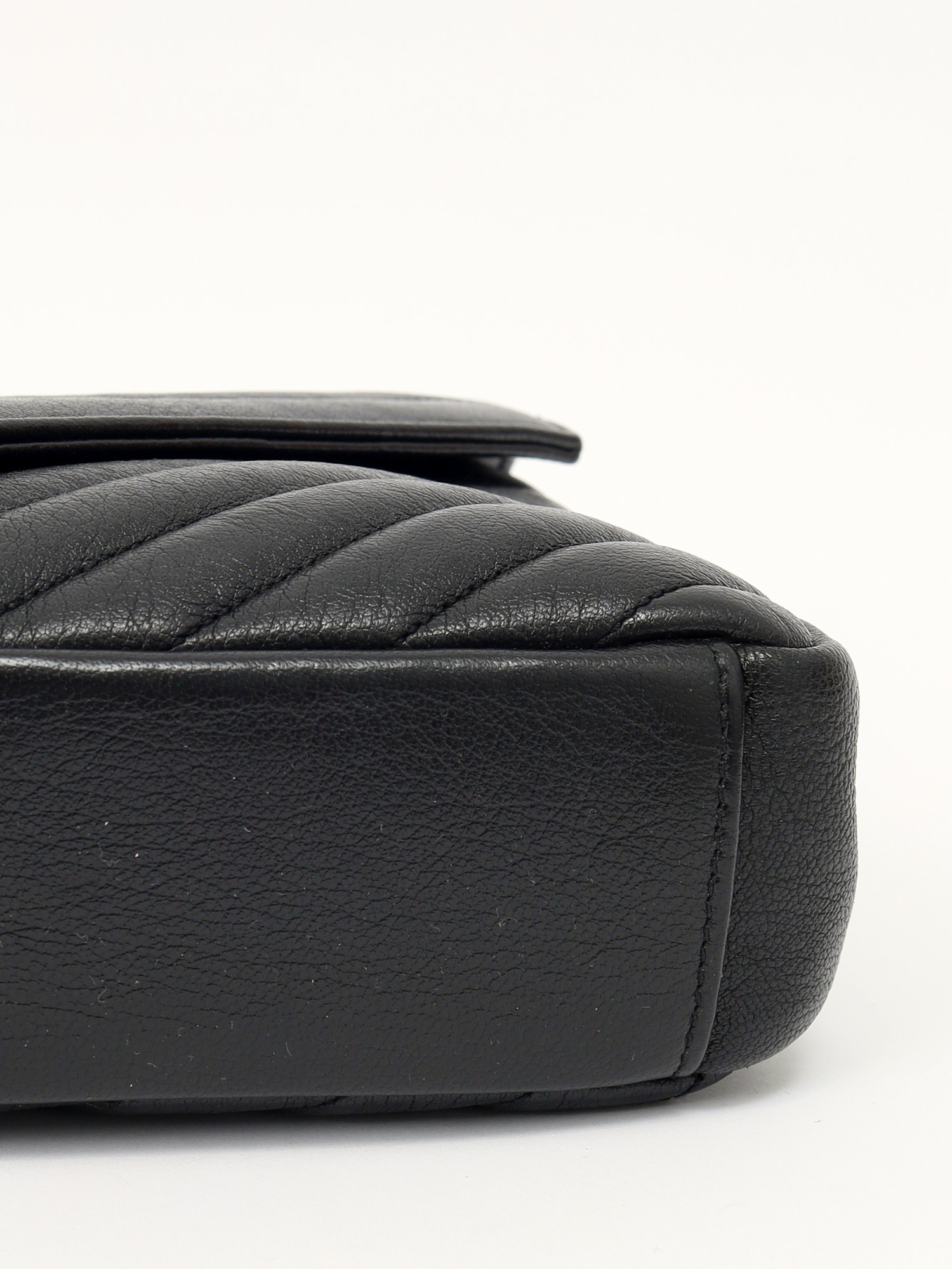 Saint Laurent College 9