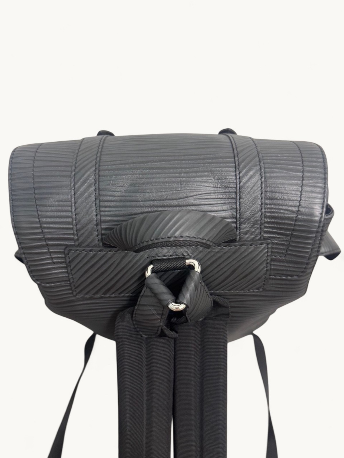 Louis Vuitton Christopher 6