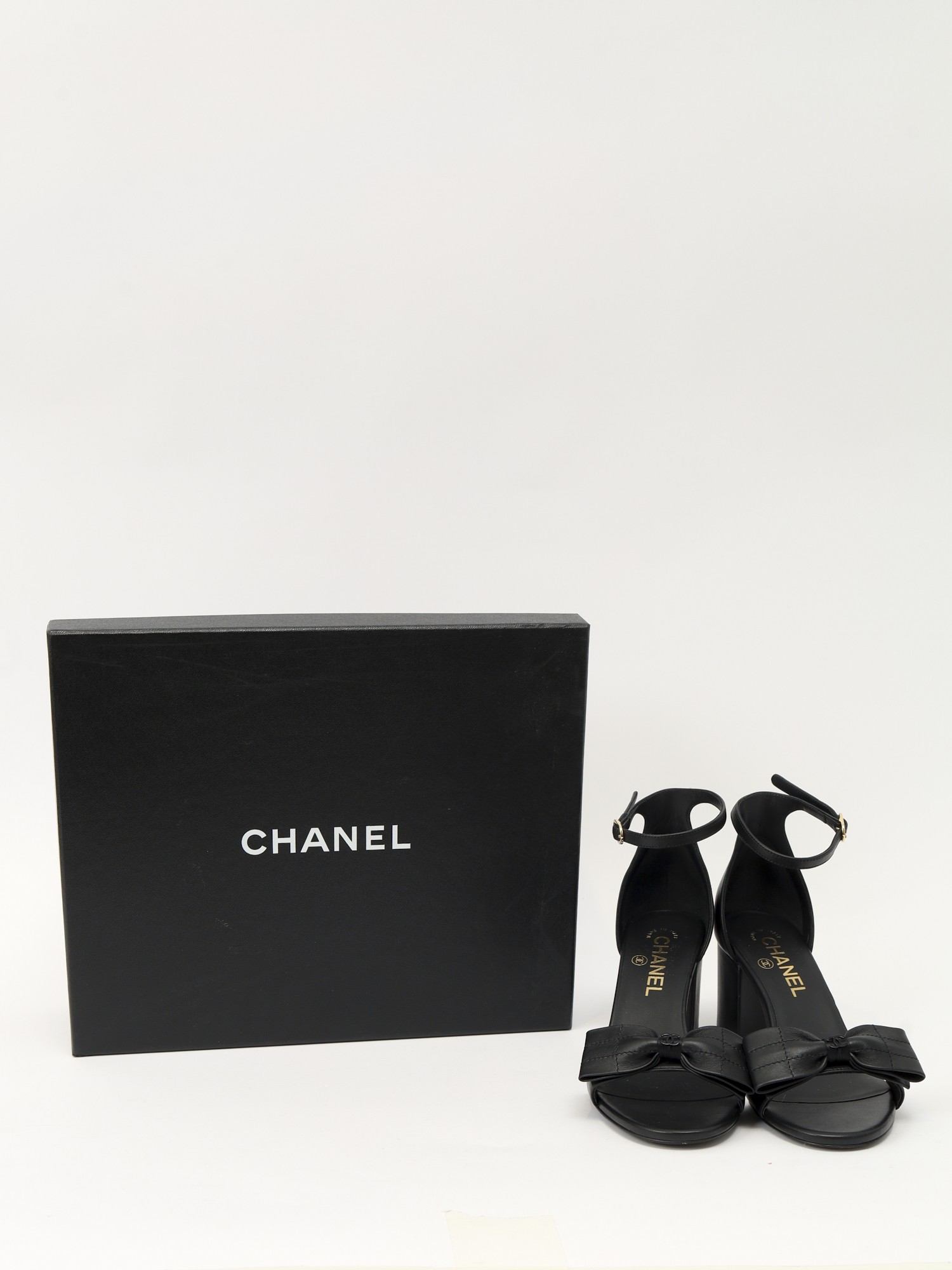 Chanel Shoes 37 2